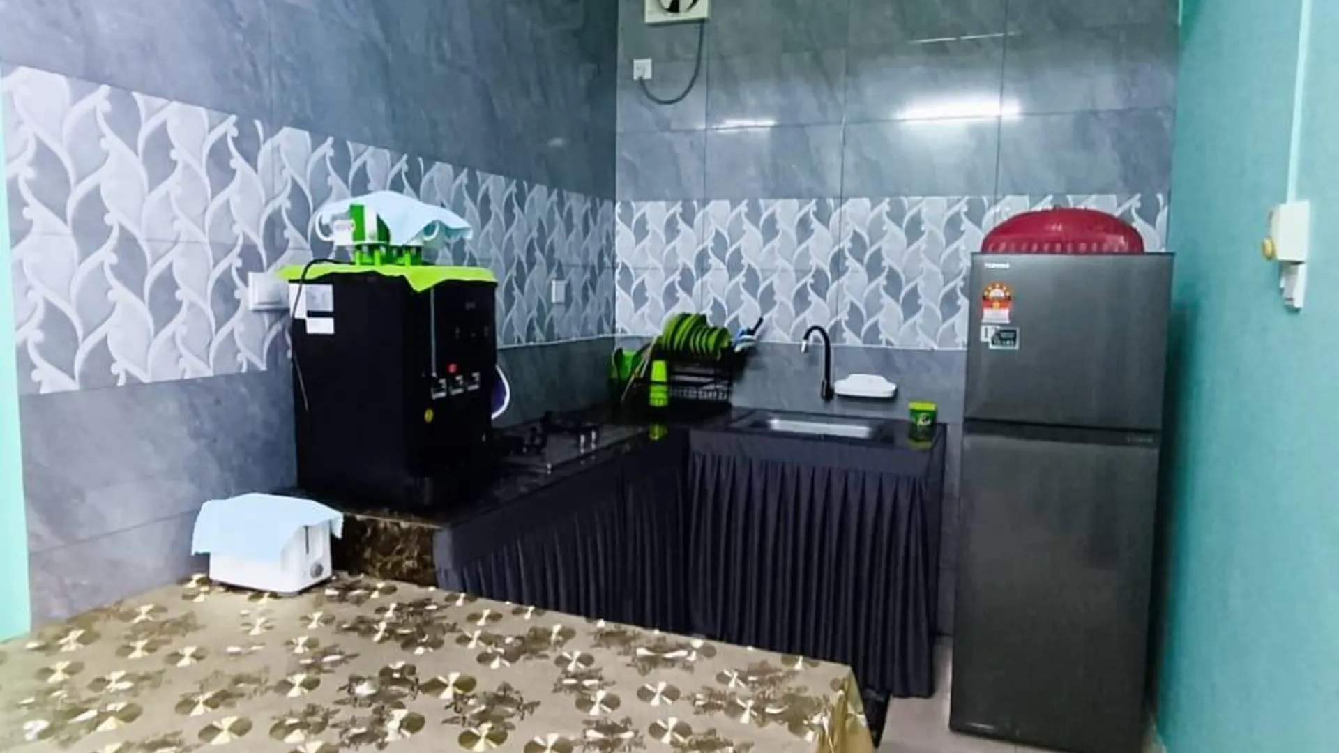 말라카 멀리나우의  (1000m², 침실 3개, 프라이빗 욕실 2개) 2성급 게스트하우스 스위트룸