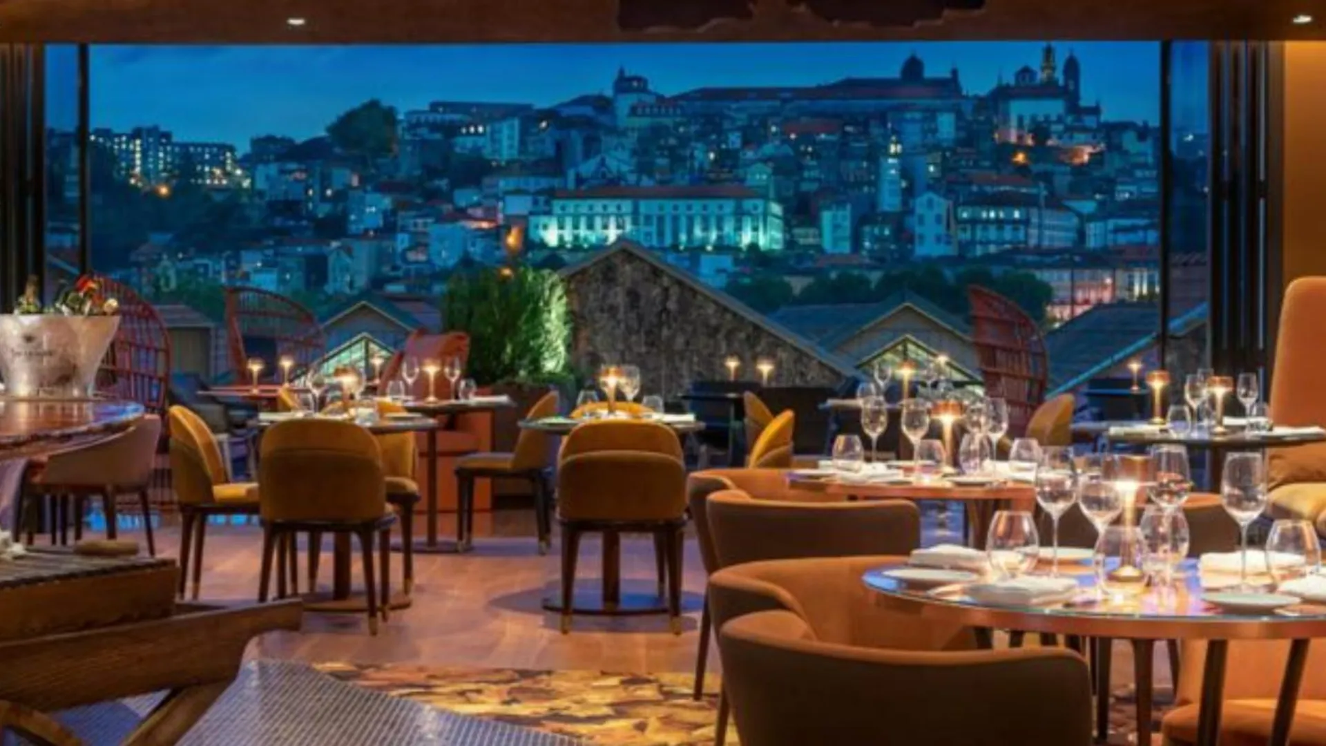 빌라 노바 드 가이아 포르테 드 가이아, 오토그래프 컬렉션 5성급 호텔 전망