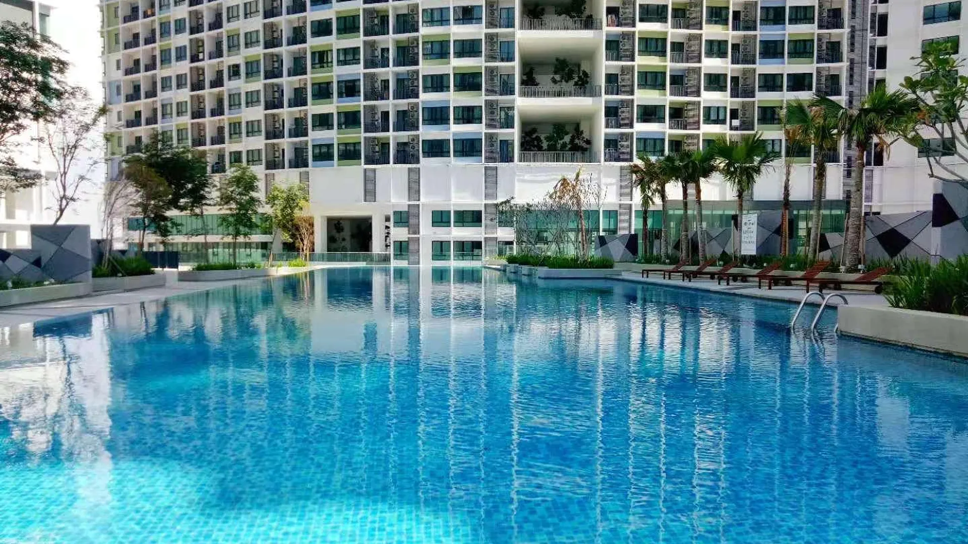 샤알람 Paris Comfort @ I-City (WiFi + Car Park) 3성급 싱글룸 로비