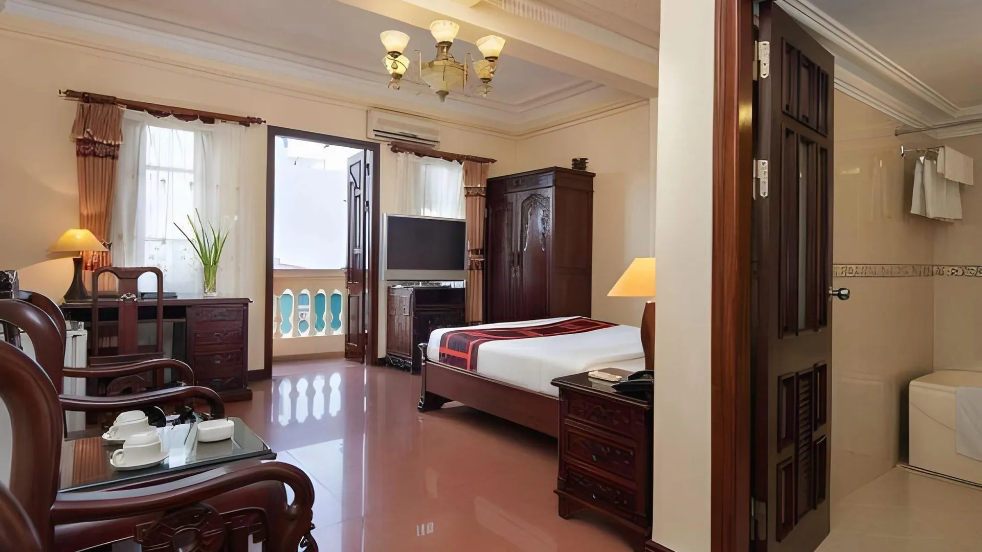 하노이 럭키 2 호텔 앤 트래블 3성급 호텔 스위트룸