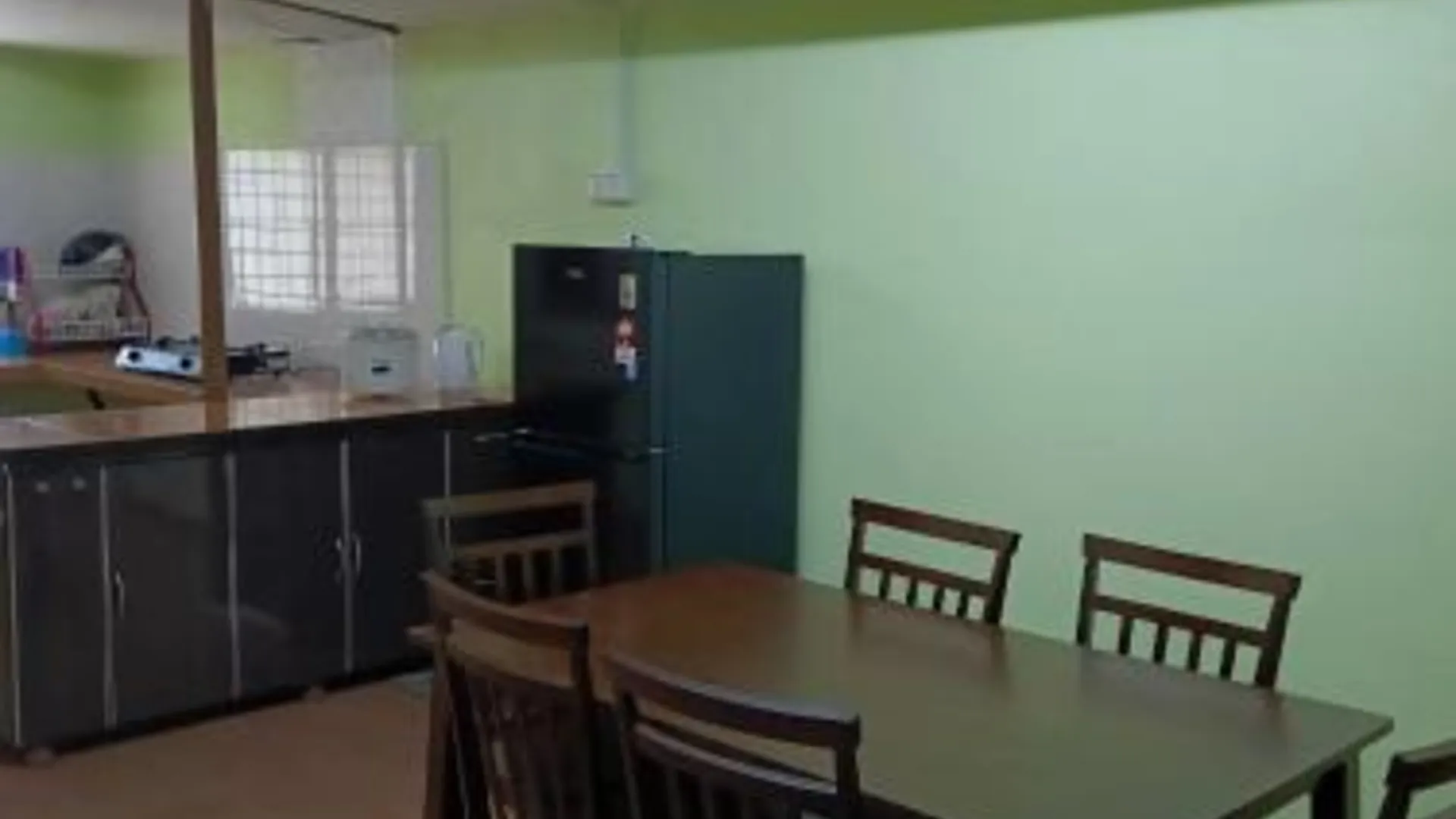 타나 메라 마창의 프라이빗 하우스 (1100m², 침실 3개, 프라이빗 욕실 2개) 3성급 게스트하우스 로비