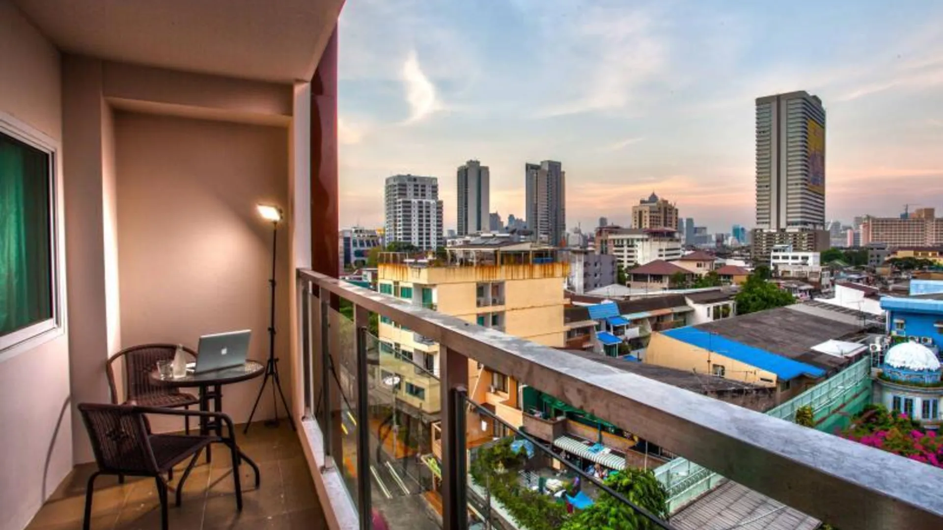 방콕 더 에임 사톤 호텔 3성급 호텔 로비