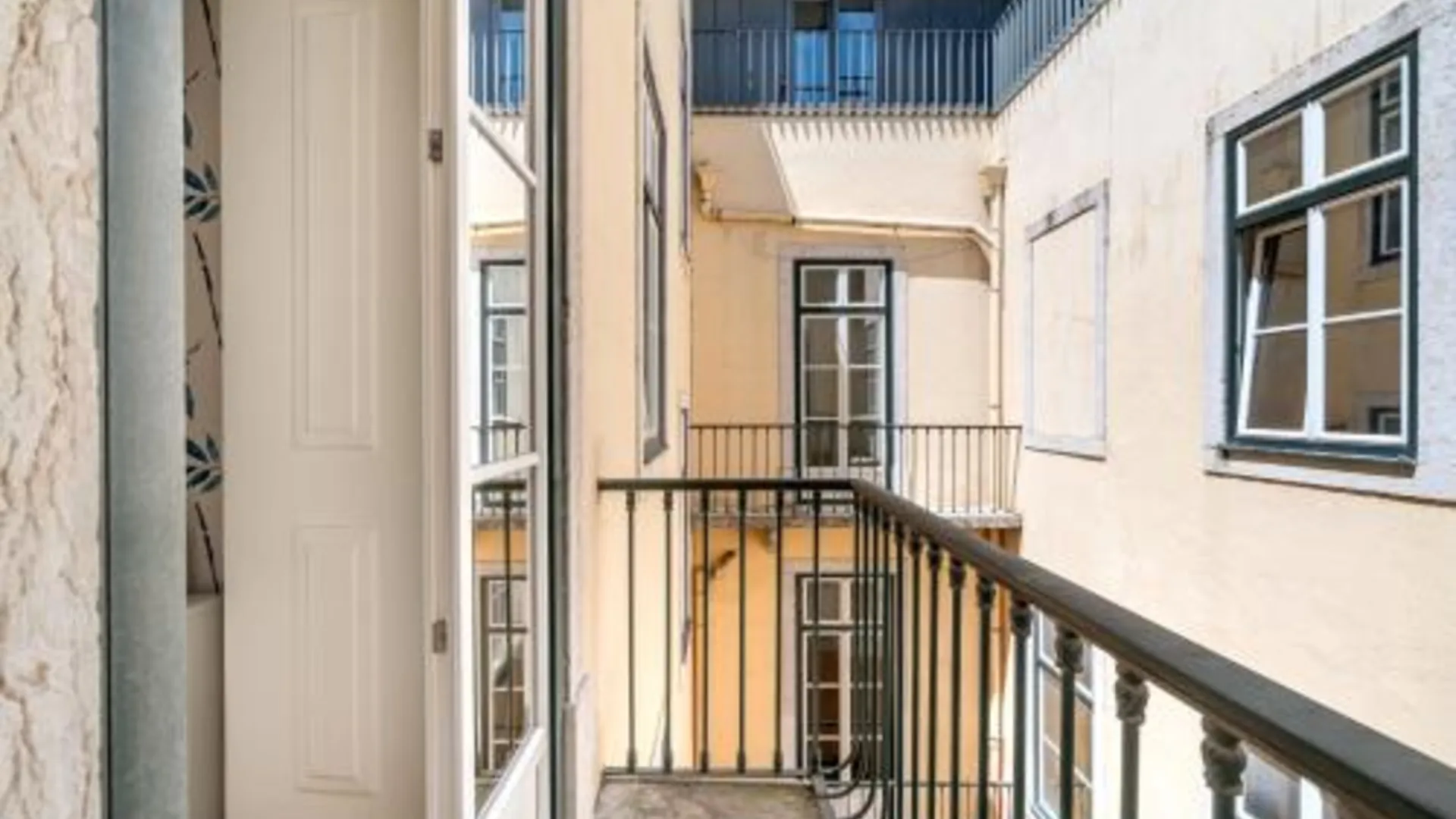 리스본 DOWNTOWN RIVER SIDE by Homing 4성급 게스트하우스 수영장