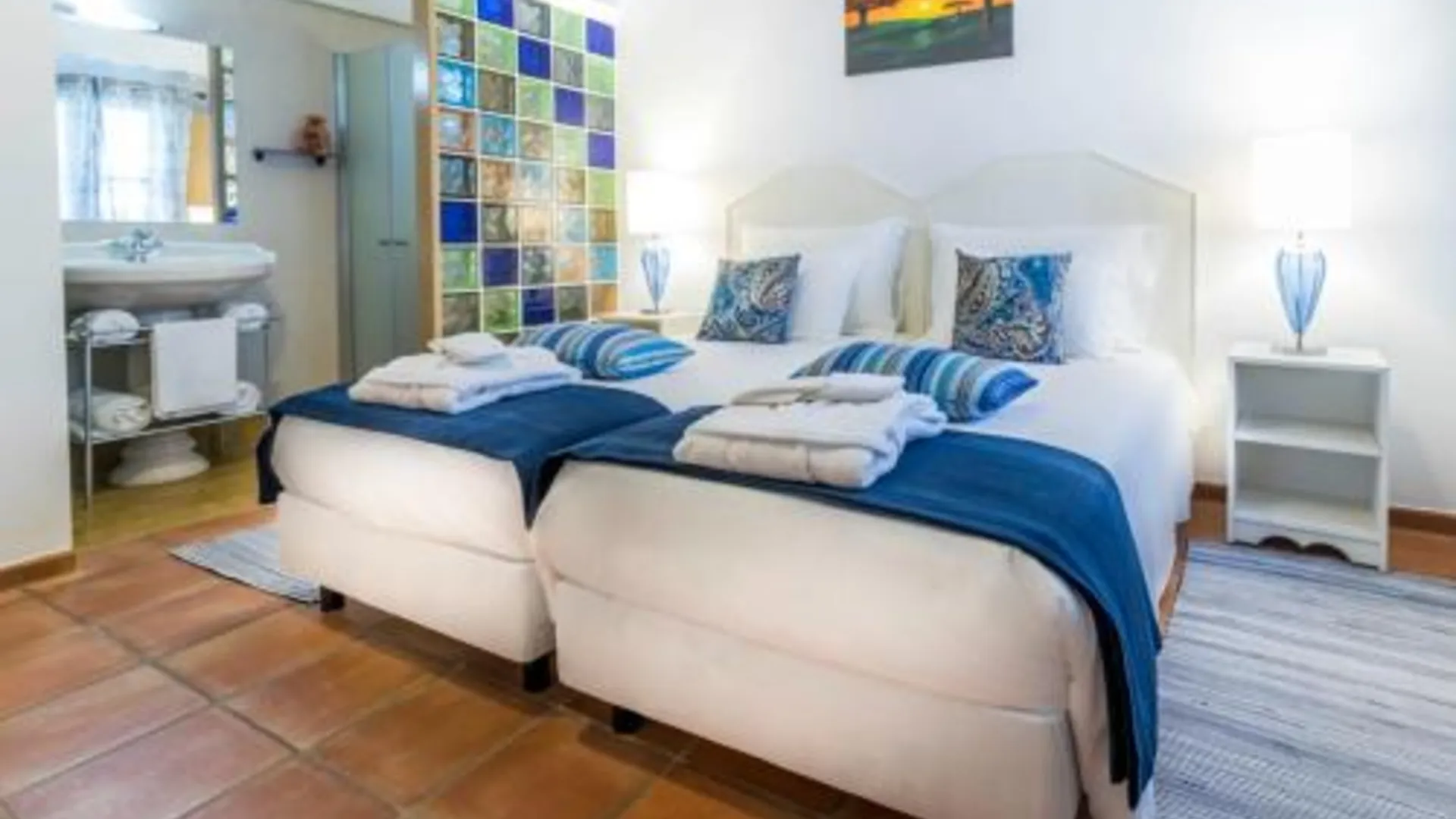 세르파 Abetarda CC 4성급 게스트하우스 스위트룸