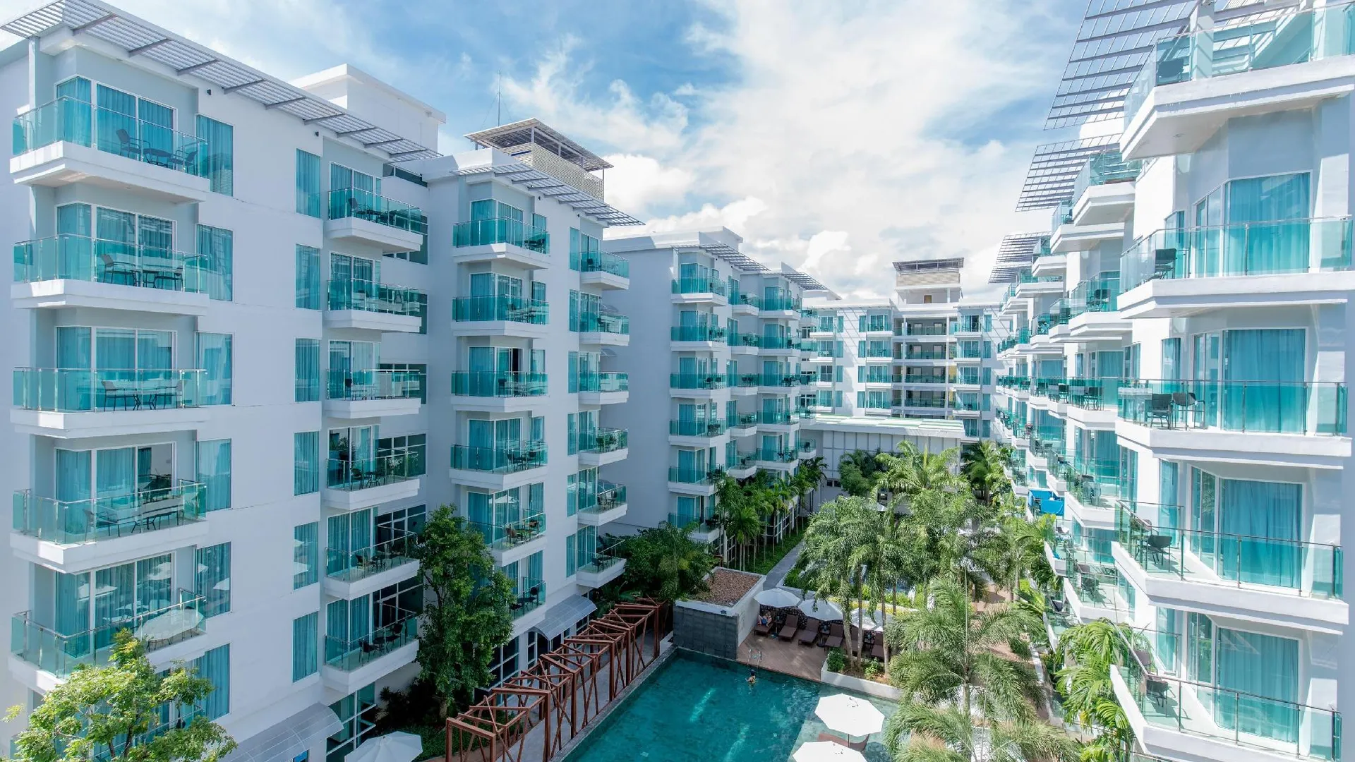 푸켓 피셔맨 하버 어반 리조트 5성급 호텔 로비