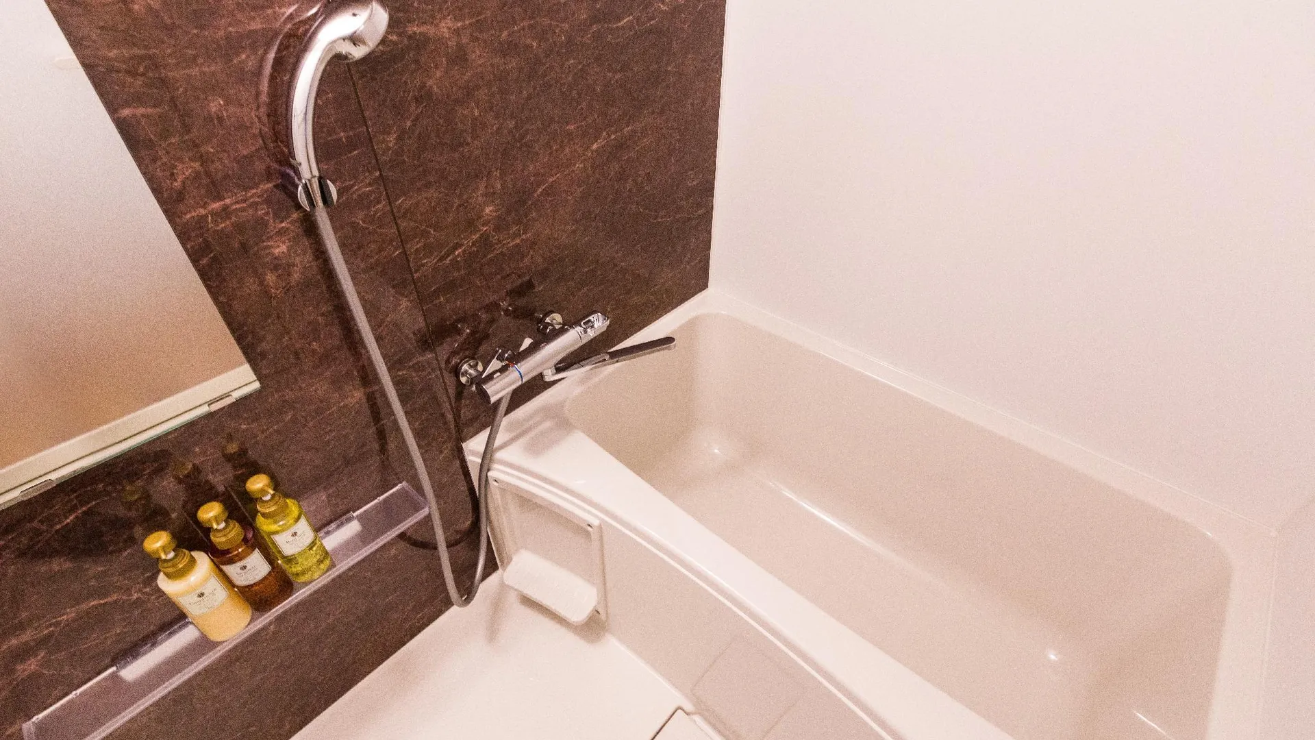 오키나와 본섬 미스터 긴조 인 우루마 2성급 호텔 수영장