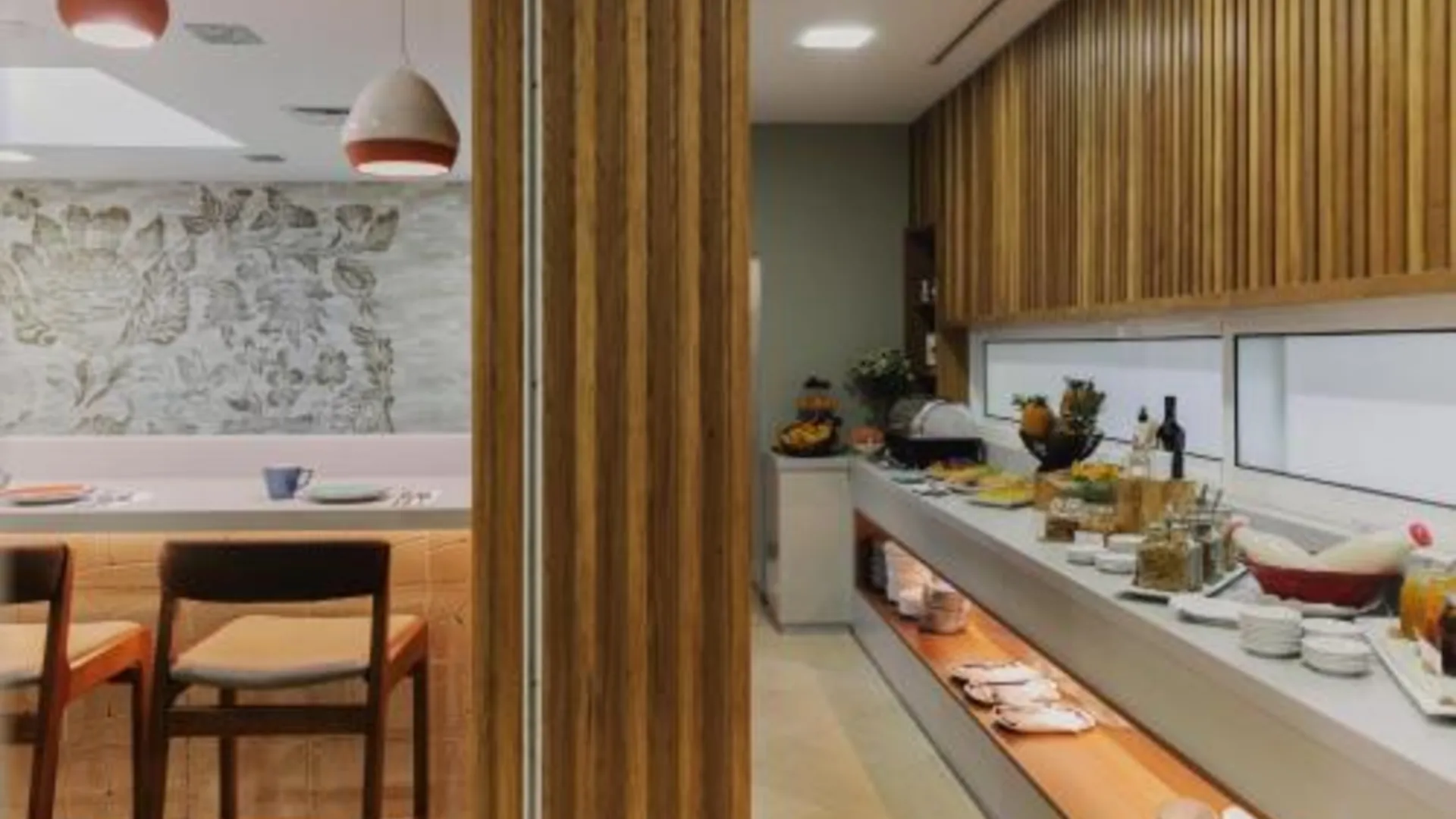 폰타 델가다 Hotel Ponta Delgada 3성급 호텔 외관