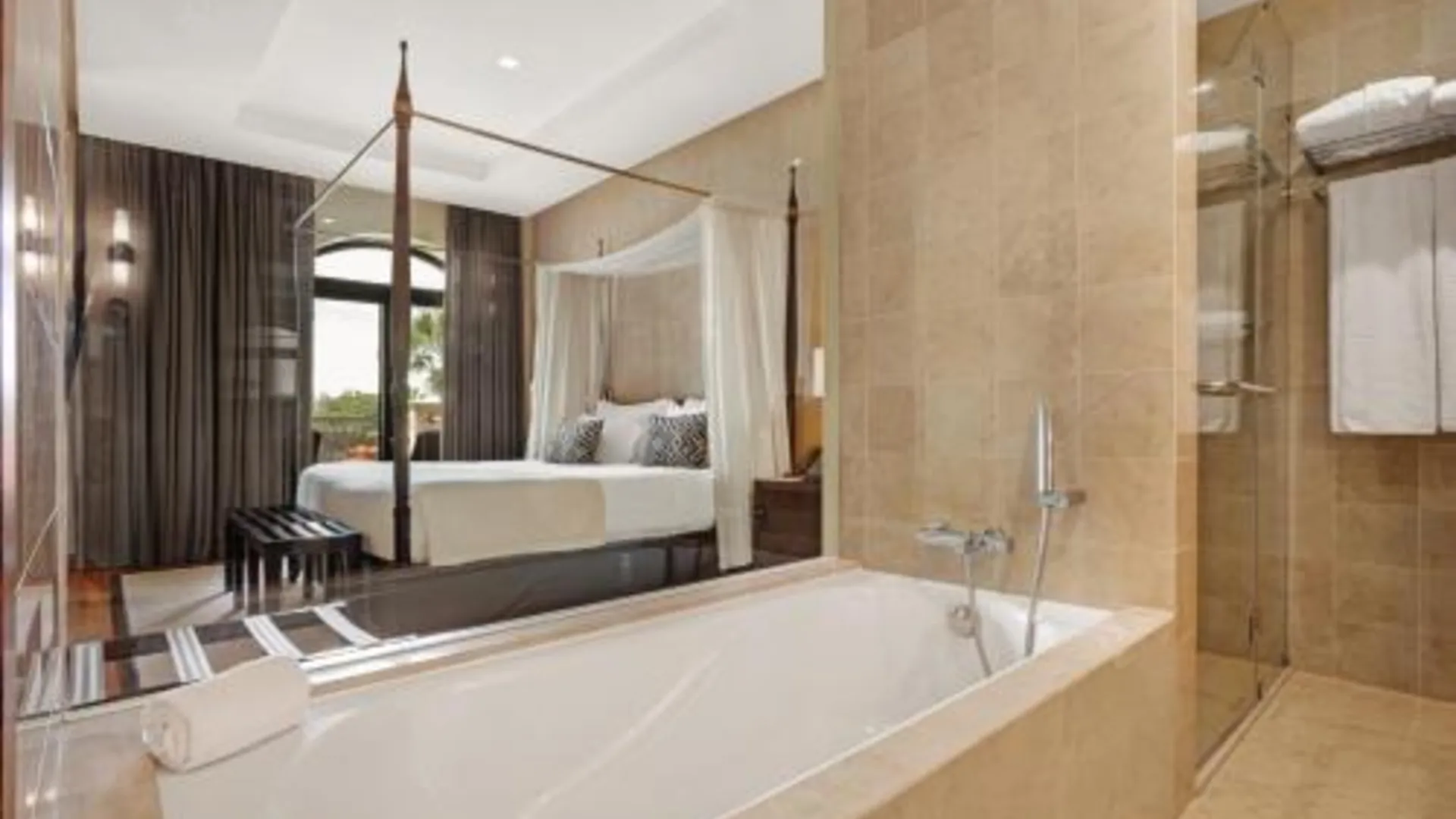 라고스 카스케이드 웰니스 리조트 5성급 호텔 부대시설