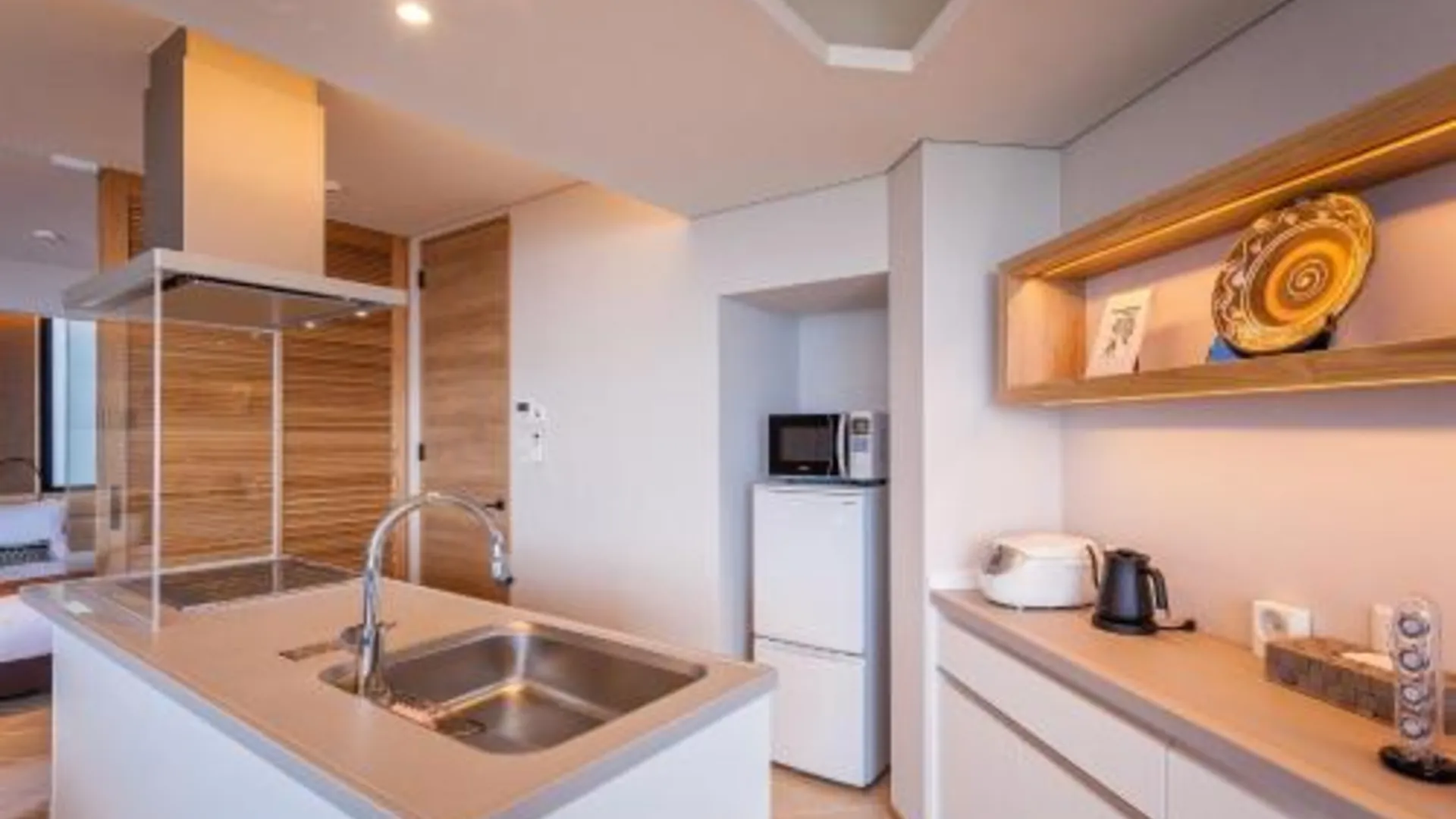 오키나와 본섬 온나 오션뷰 스위트 5성급 호텔 객실