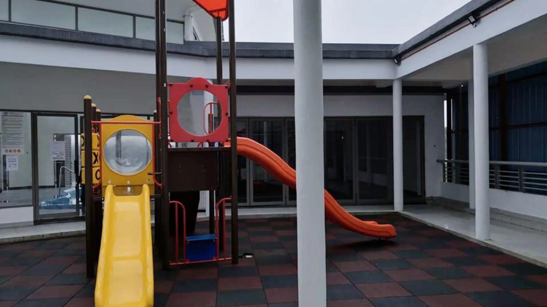 카메론 하일랜즈 브린창의 아파트먼트 (m², 침실 3개, 프라이빗 욕실 3개) 5성급 싱글룸 부대시설