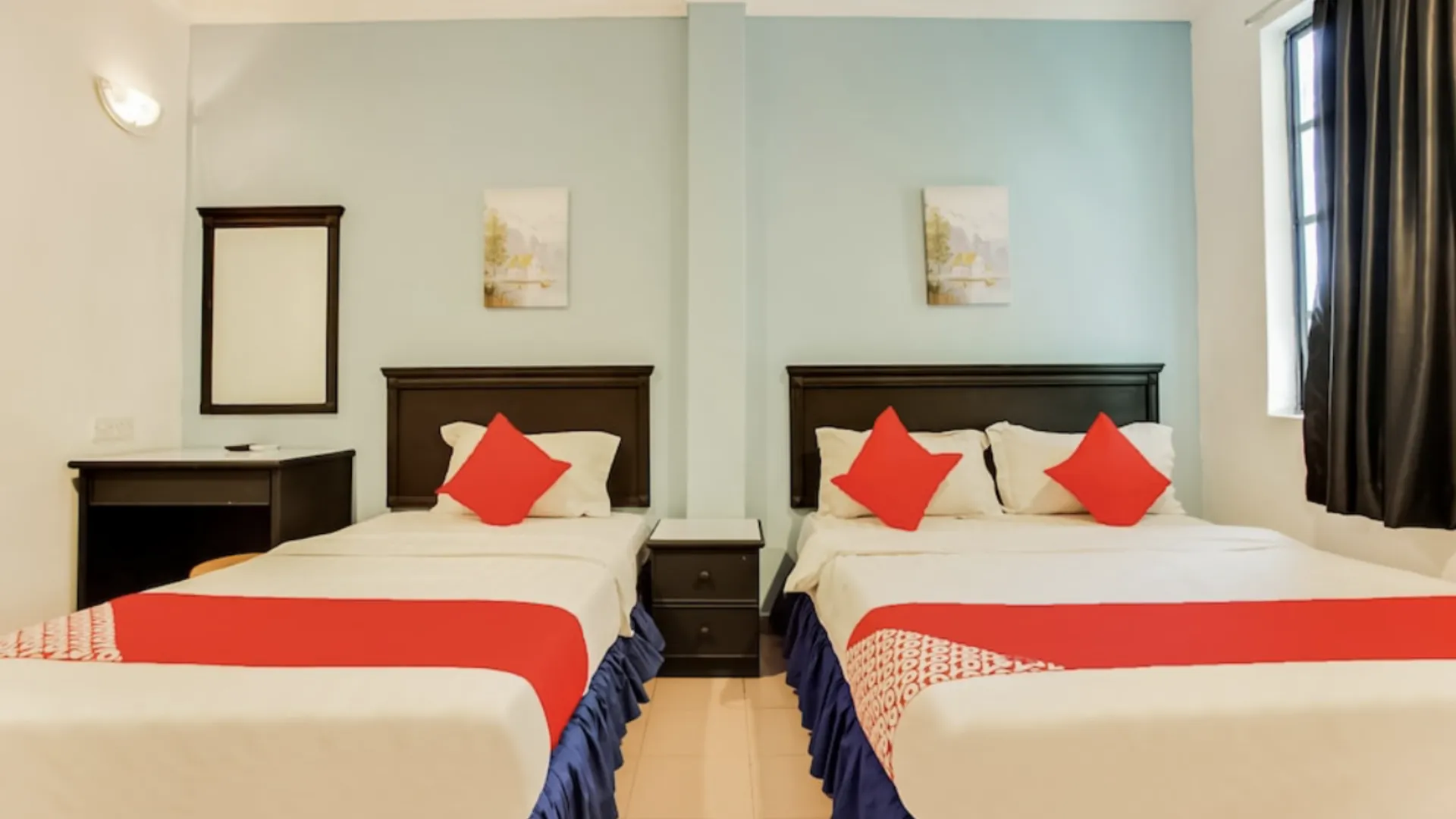 틀룩인탄 Hotel Home 88 2성급 호텔 스위트룸