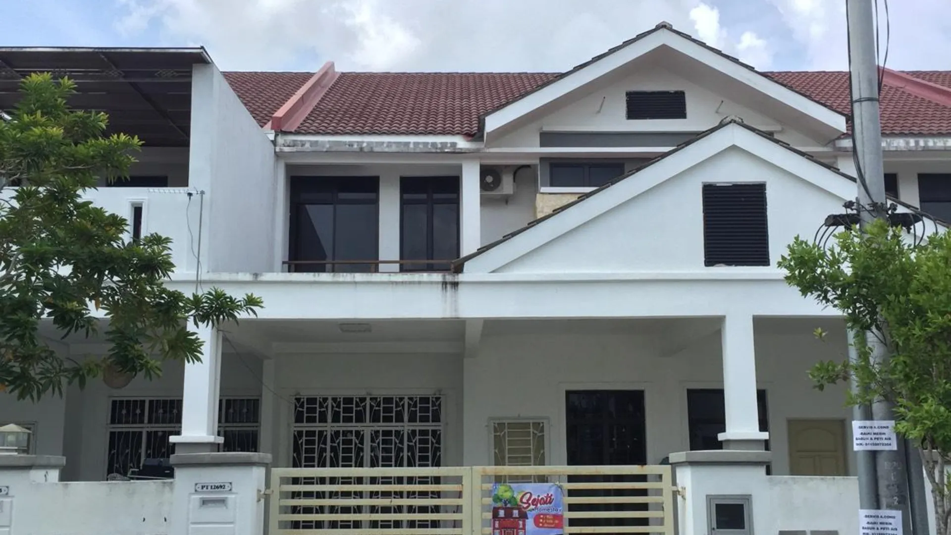 부킷 파용 부킷 파용의 프라이빗 하우스 (130m², 침실 4개, 프라이빗 욕실 4개) 3성급 게스트하우스 외관