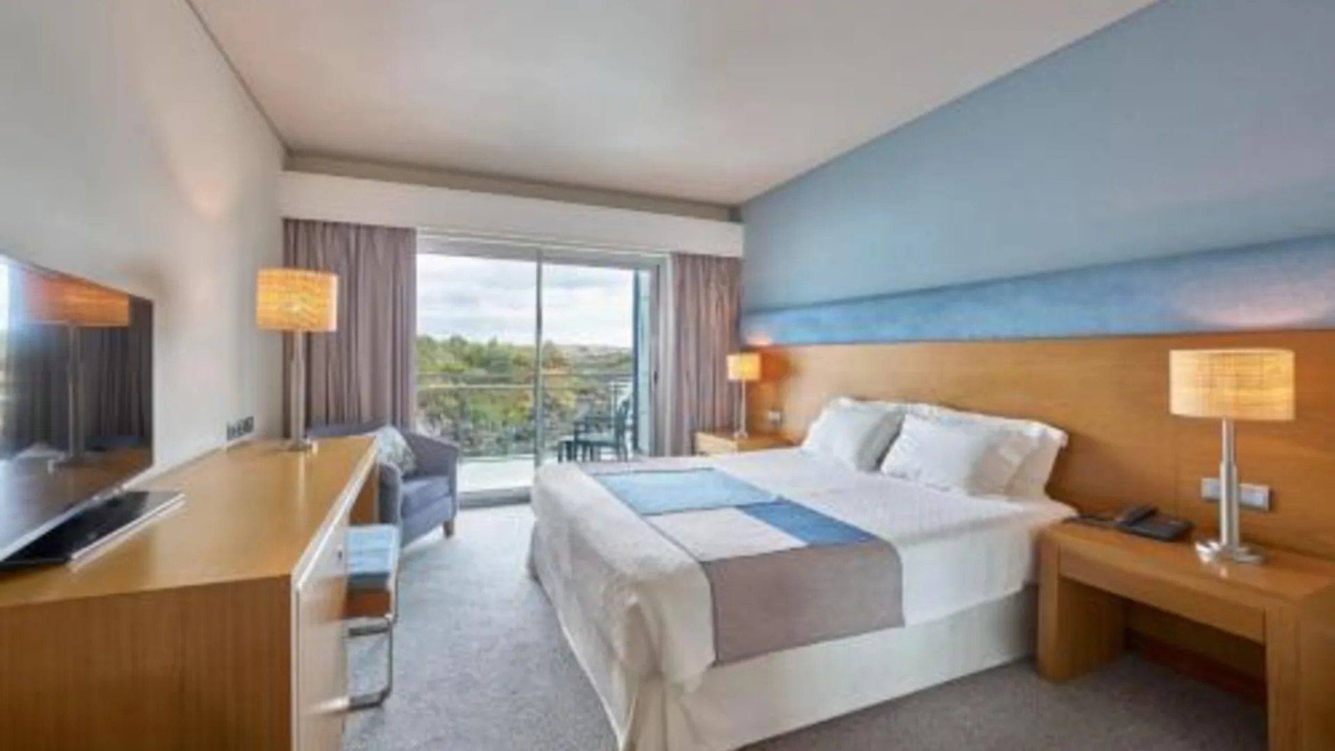 앙그라 두 에루이스무 호텔 두 카라콜 4성급 호텔 스위트룸