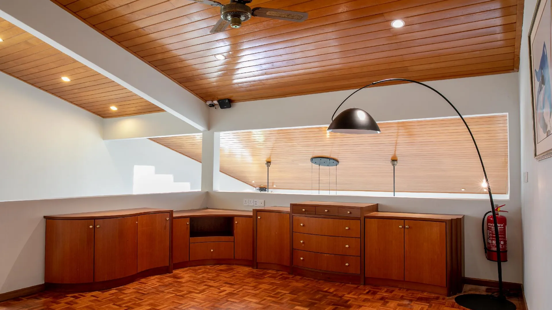 쿠안탄 콘토르 맨션 바이 르 로지 3성급 호텔 레스토랑