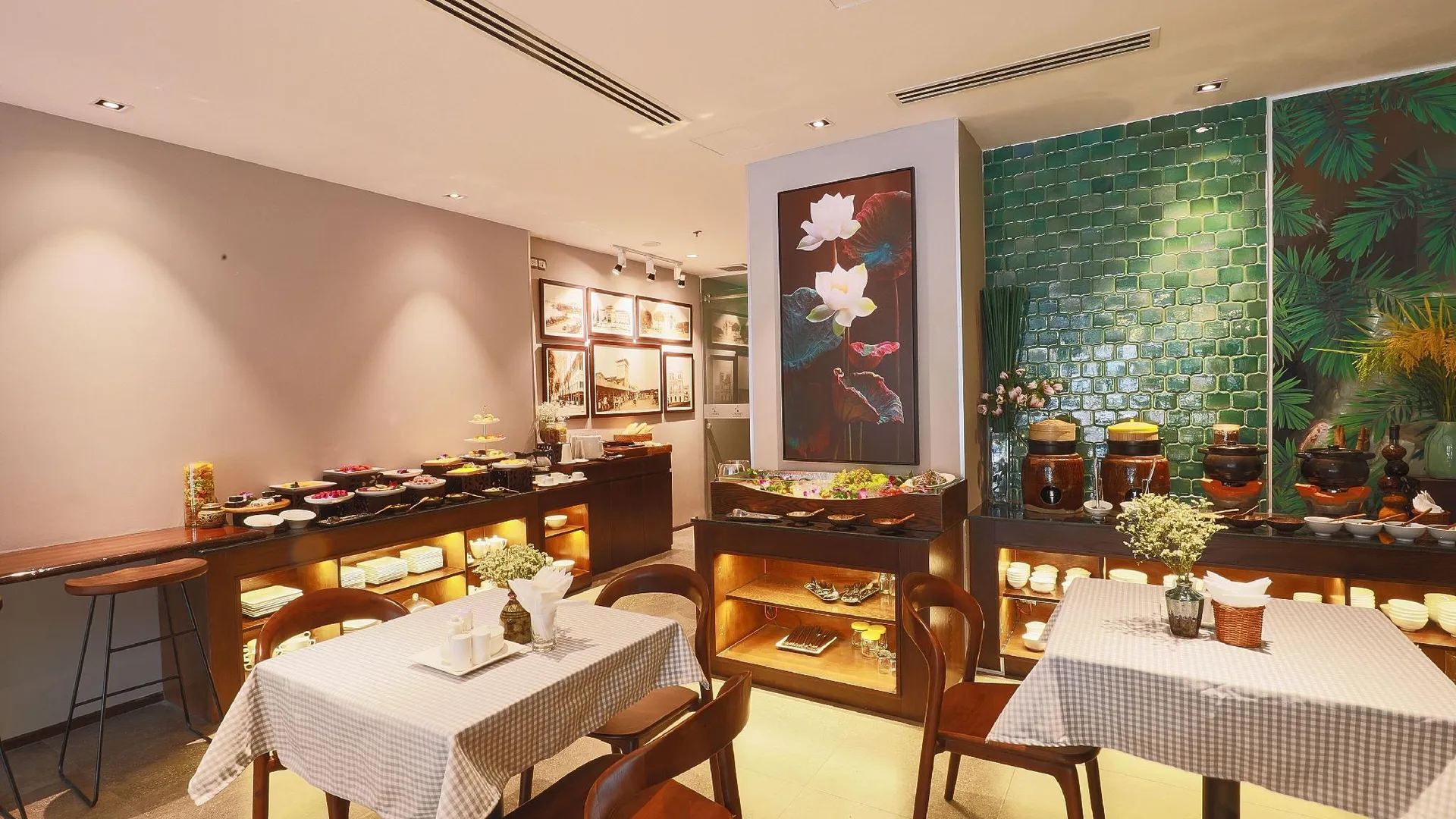 호치민 체리 호텔 3성급 호텔 외관