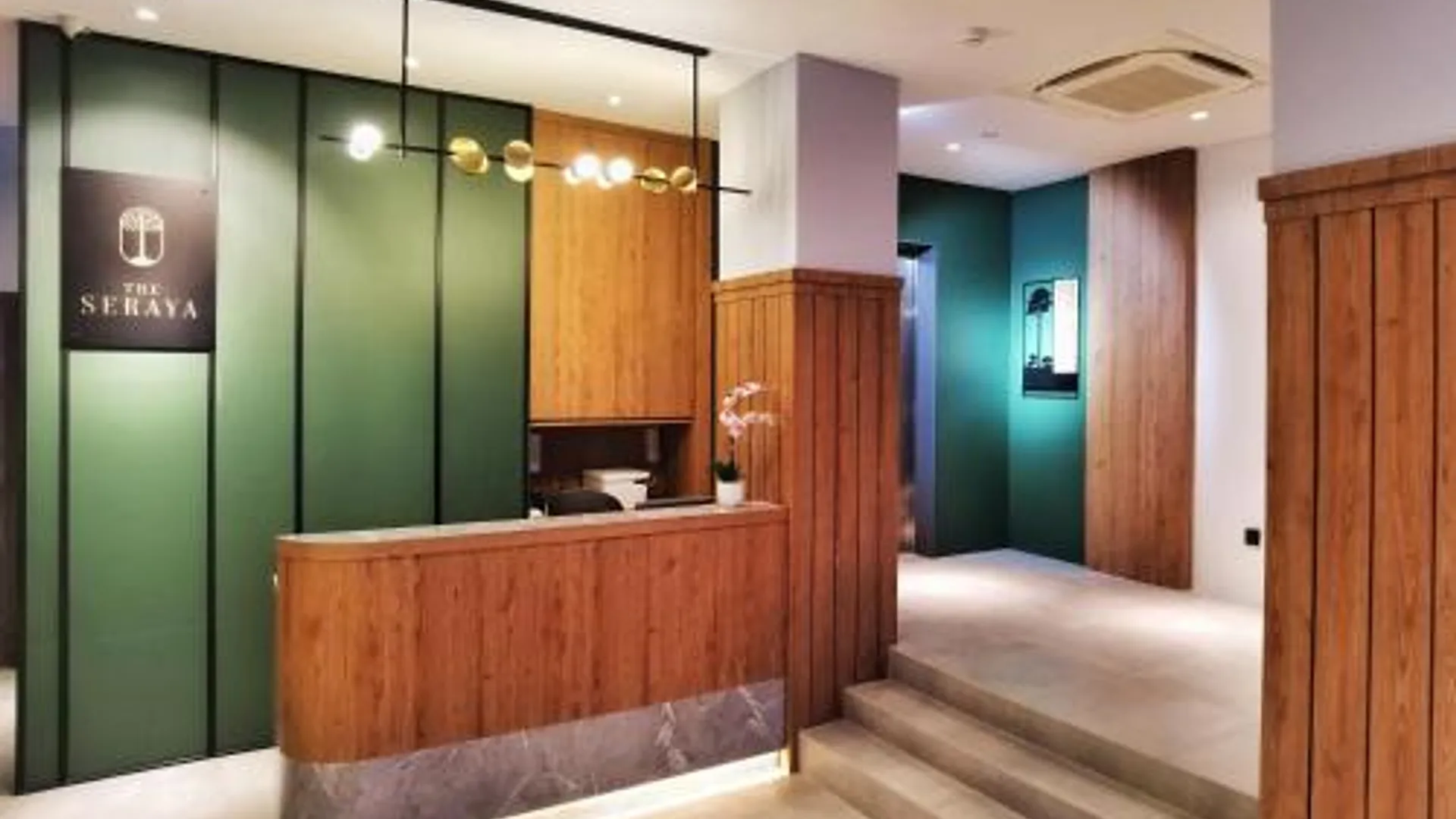 코타키나발루 더 세라야 호텔 코타 키나발루 호텔 로비