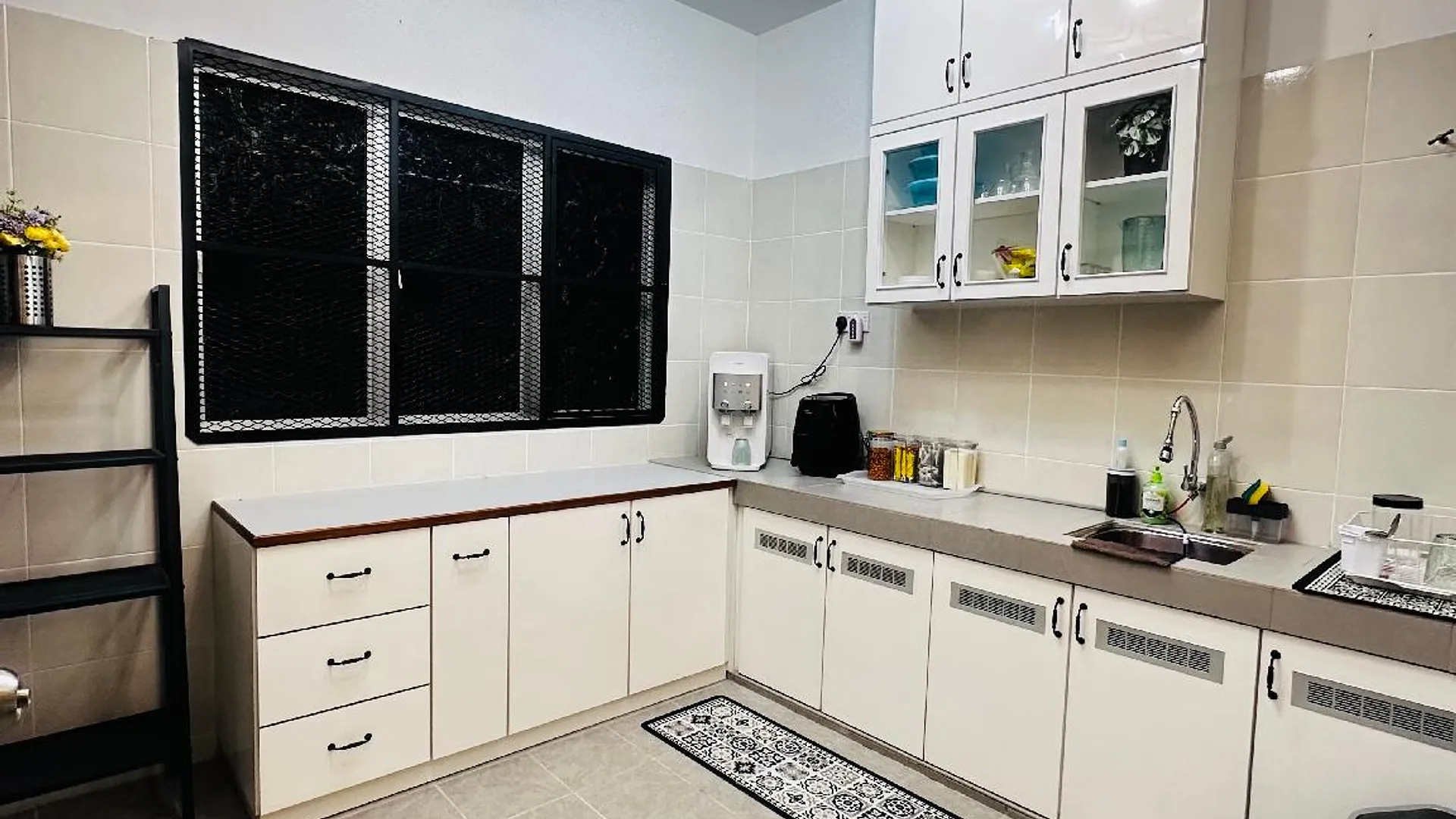 렝공 렝공의 프라이빗 하우스 (1200m², 침실 3개, 프라이빗 욕실 2개) 2성급 싱글룸 로비