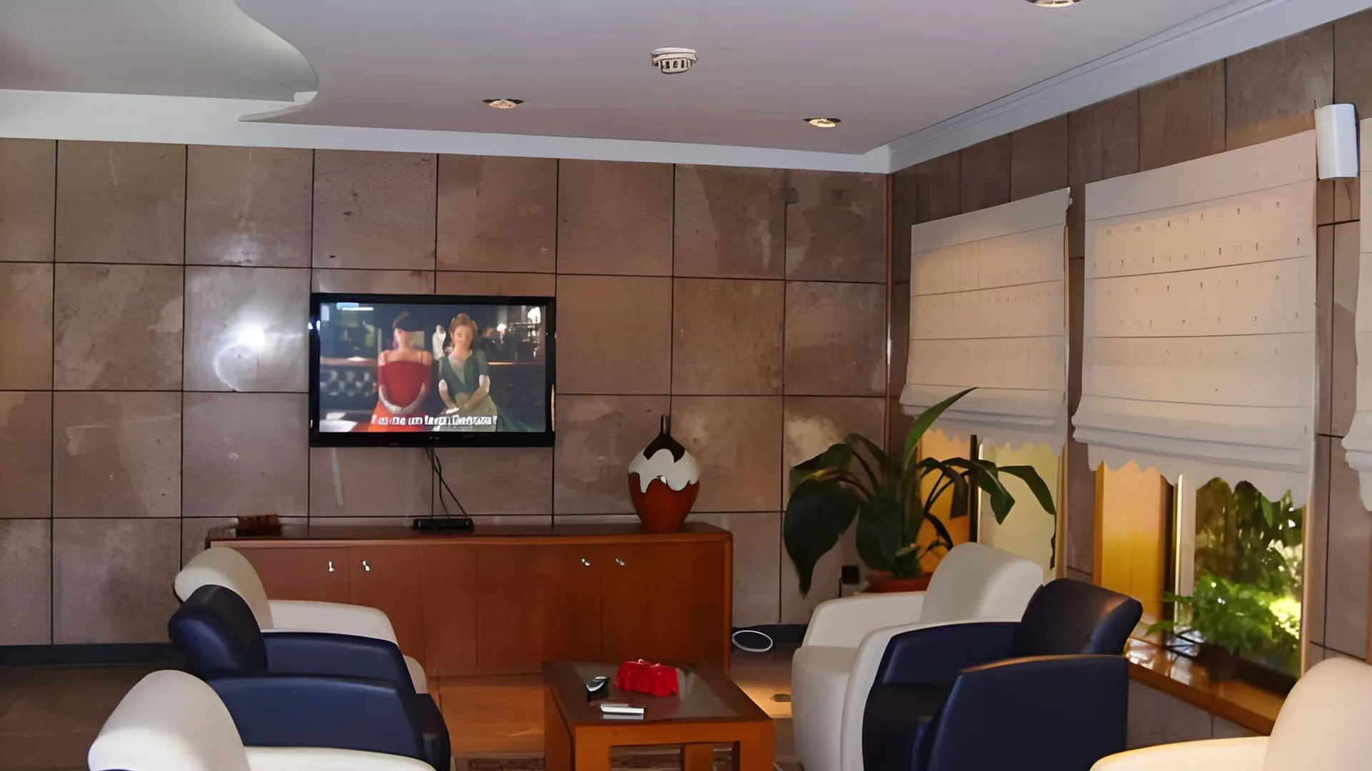 마이아 Hotel Puma 2성급 호텔 수영장