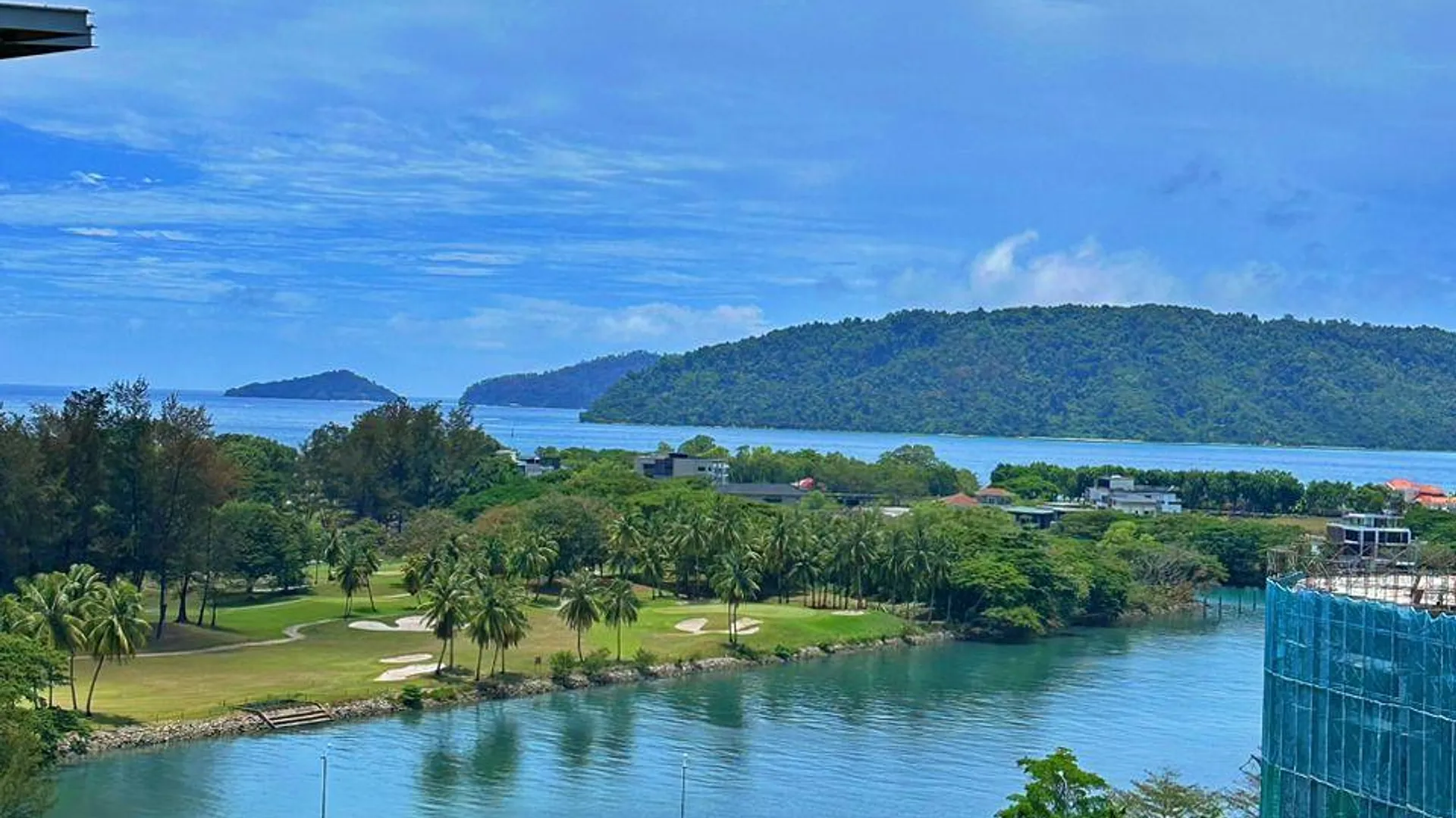 코타키나발루 탄중 아루의 아파트먼트 (1300m², 침실 3개, 프라이빗 욕실 2개) 4성급 싱글룸 외관