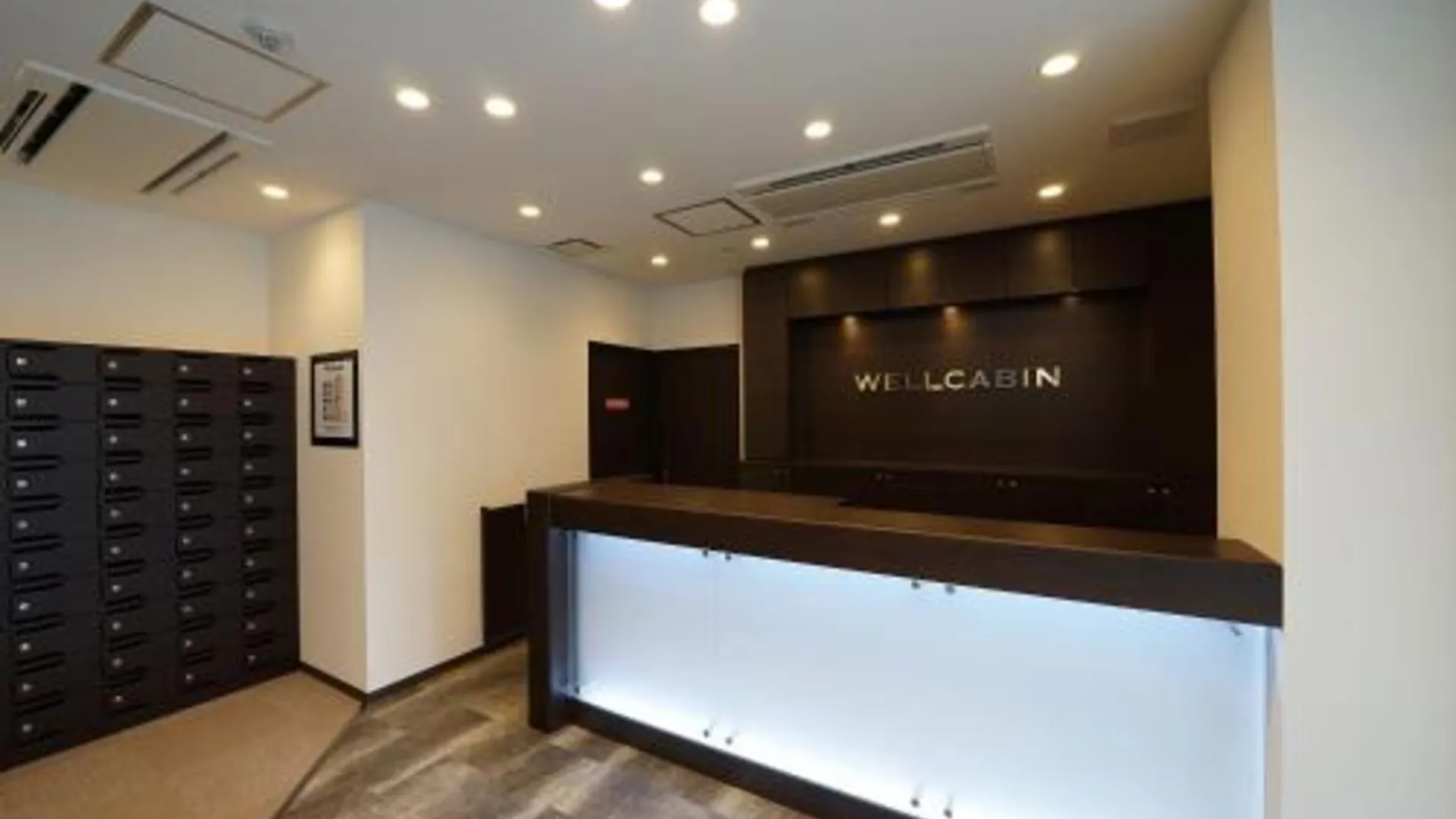 후쿠오카 웰캐빈 텐진 - 남성 전용 1성급 호텔 수영장