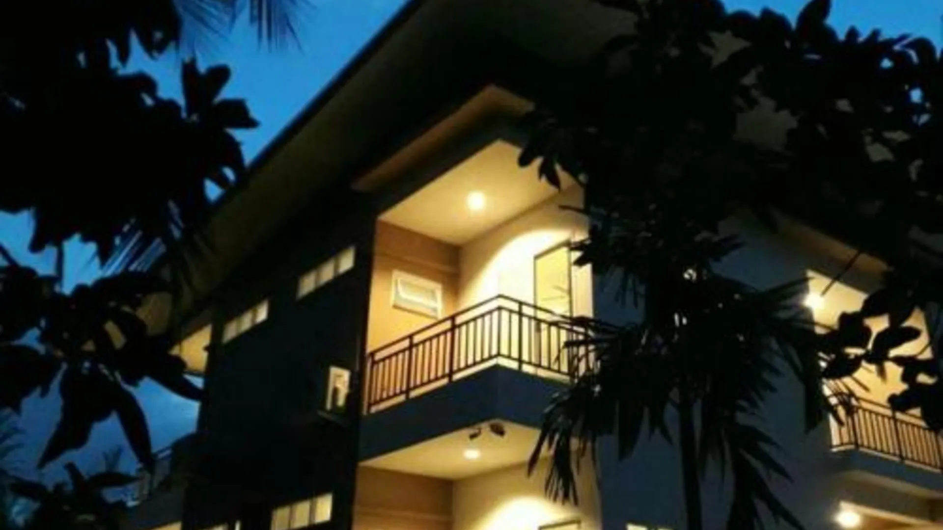 방콕 반그랑수안 방코부르 2성급 호텔 외관