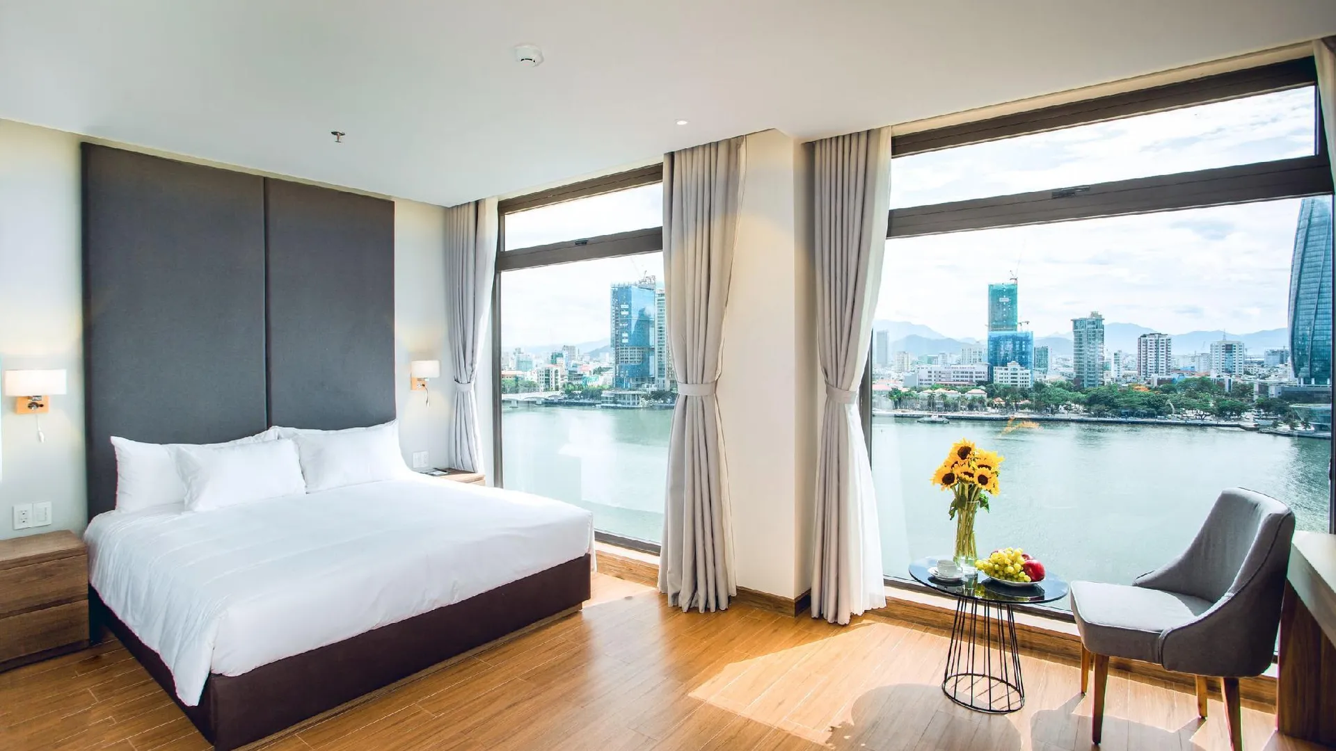 다낭 글래머 호텔 다낭 4성급 호텔 스위트룸