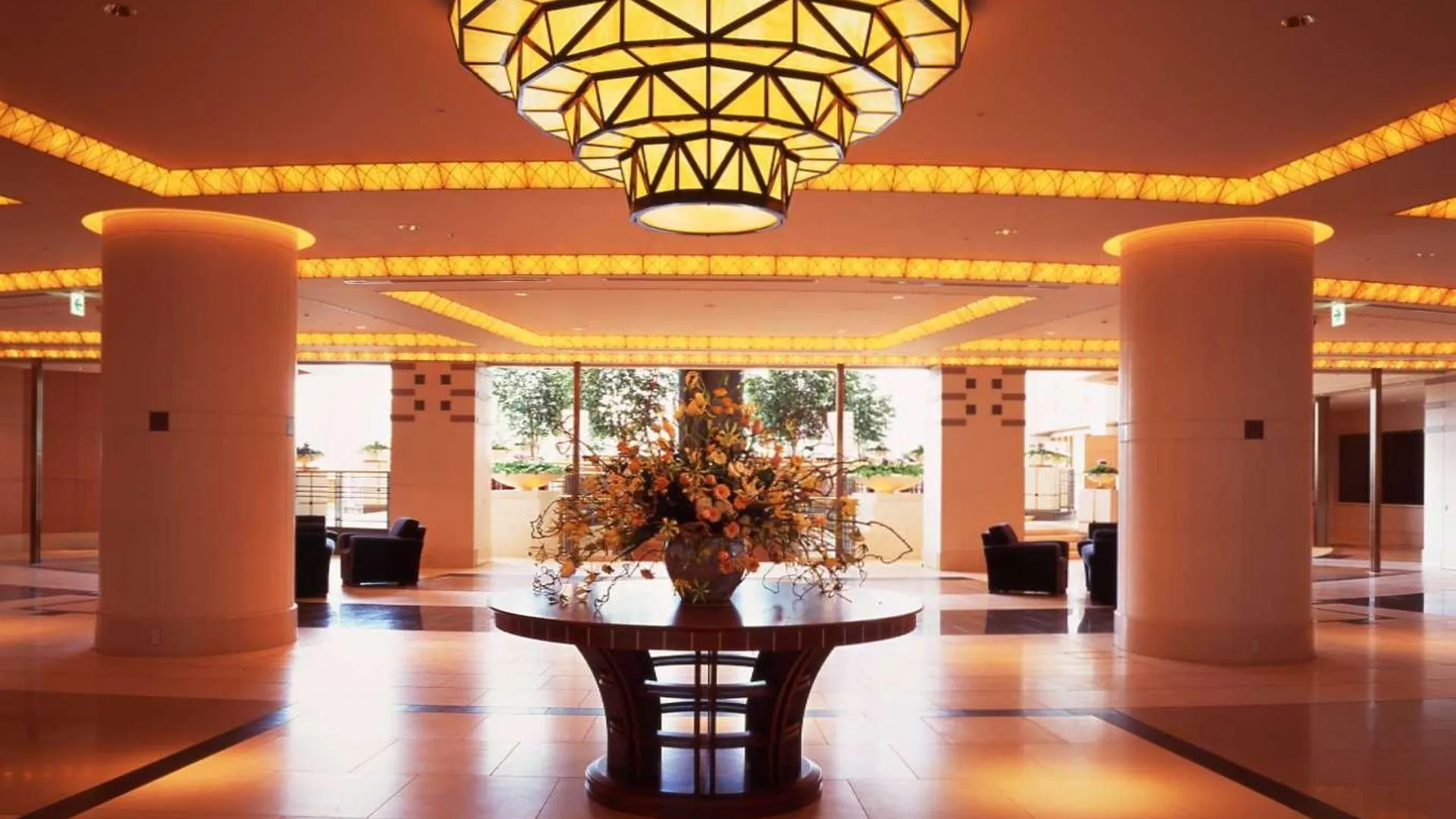 오사카 임페리얼 호텔 오사카 5성급 호텔 수영장