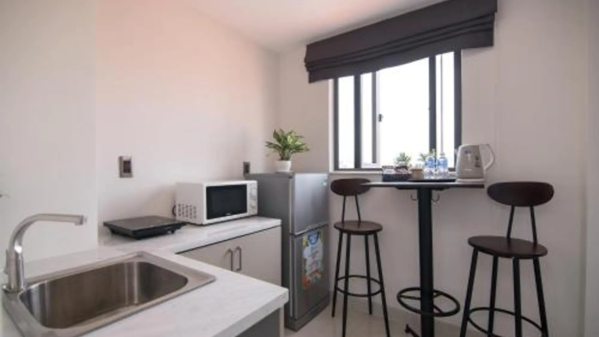 호치민 빈 빈 호텔 7 1성급 호텔 수영장