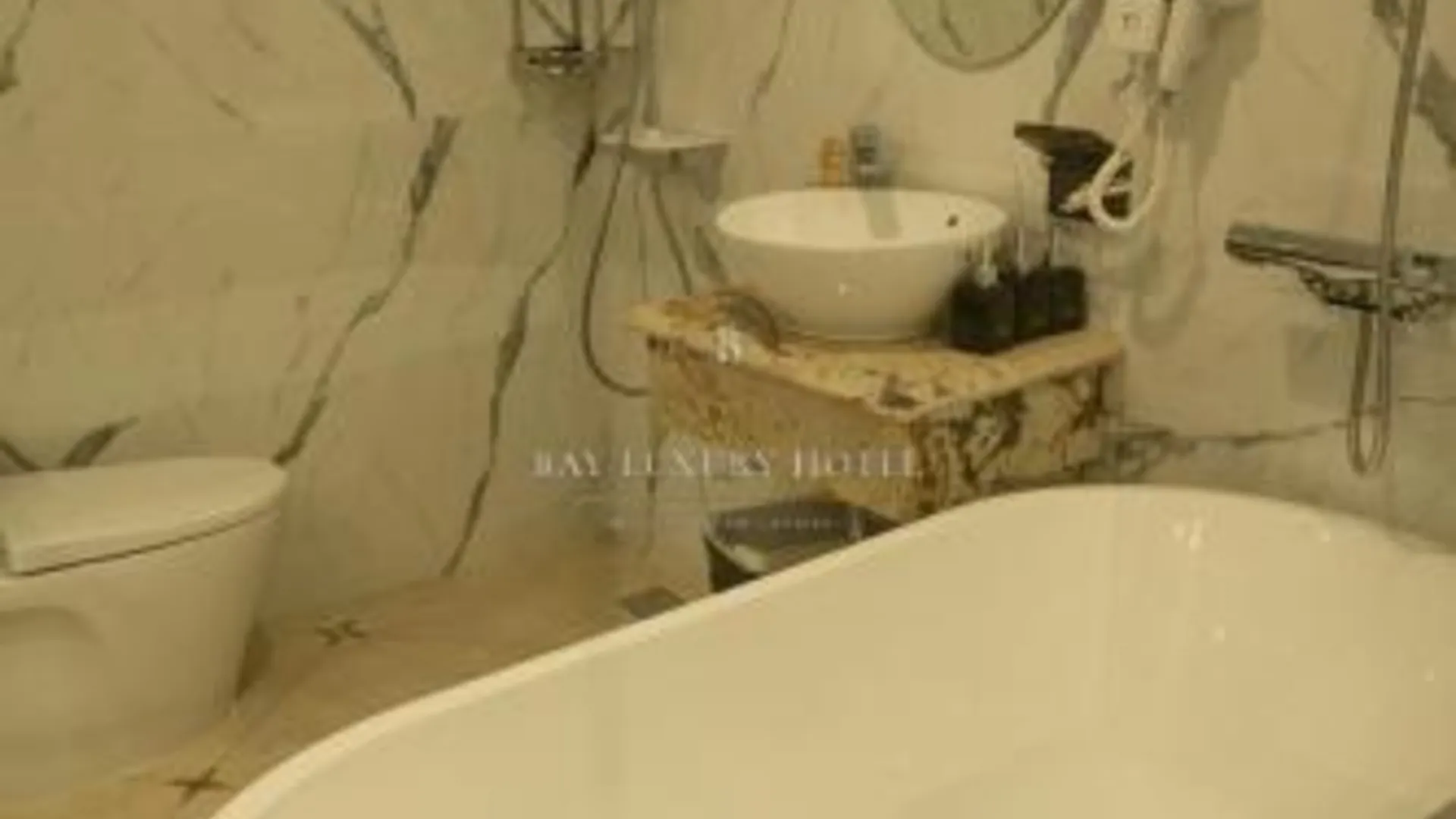 하노이 베이 럭셔리 호텔 앤 스파 - No1 응오 후옌 2성급 호텔 전망