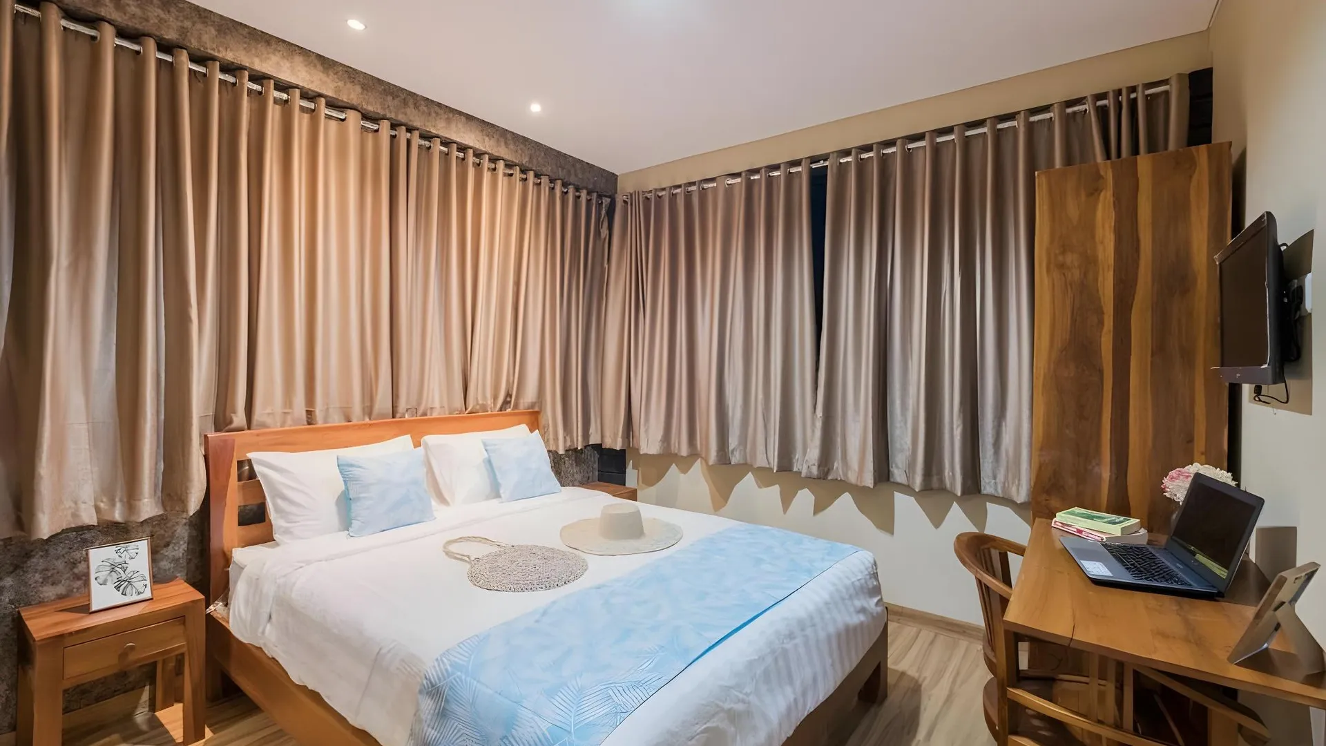 발리 켄트 비치 하우스 2성급 호텔 스위트룸