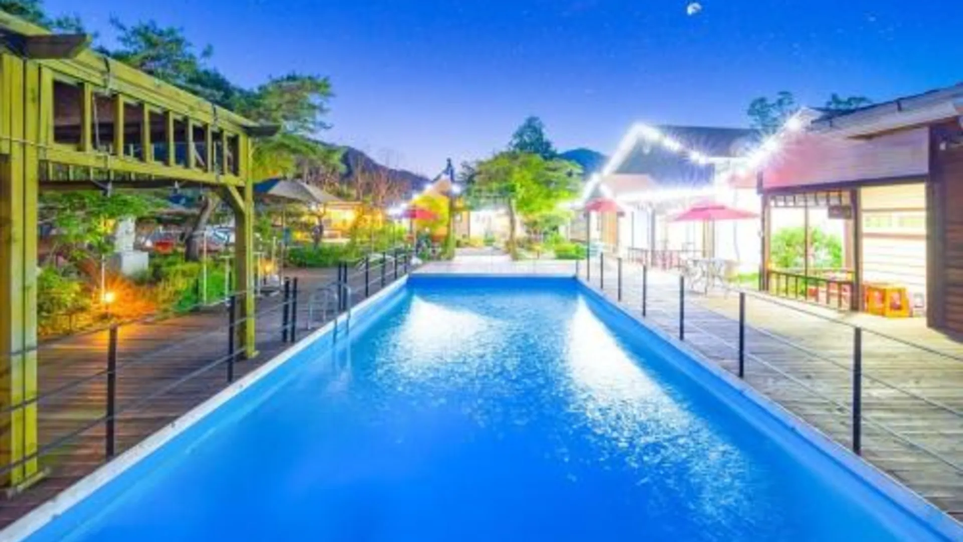 가평 가평 아델하임꽃가람펜션 3성급 게스트하우스 로비