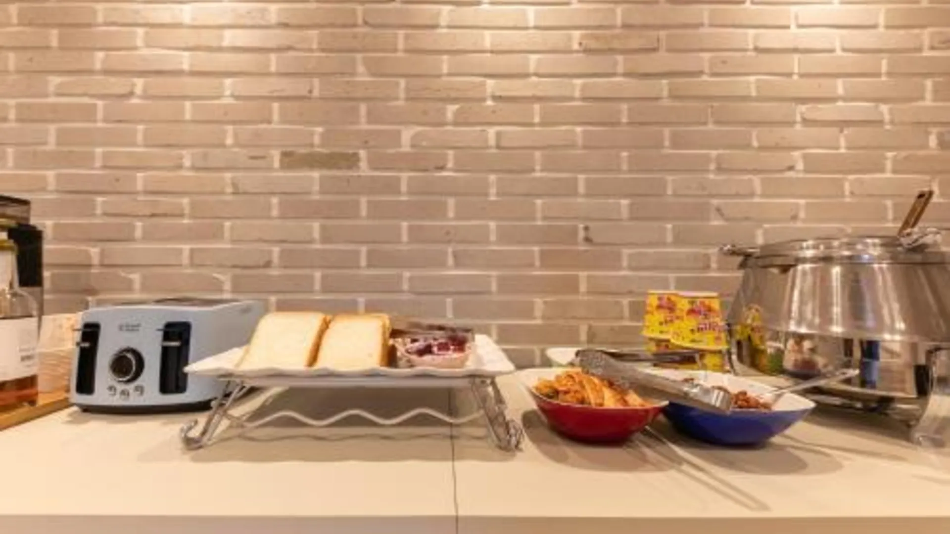 대구 브라운도트 호텔 동촌유원지점 3성급 호텔 외관