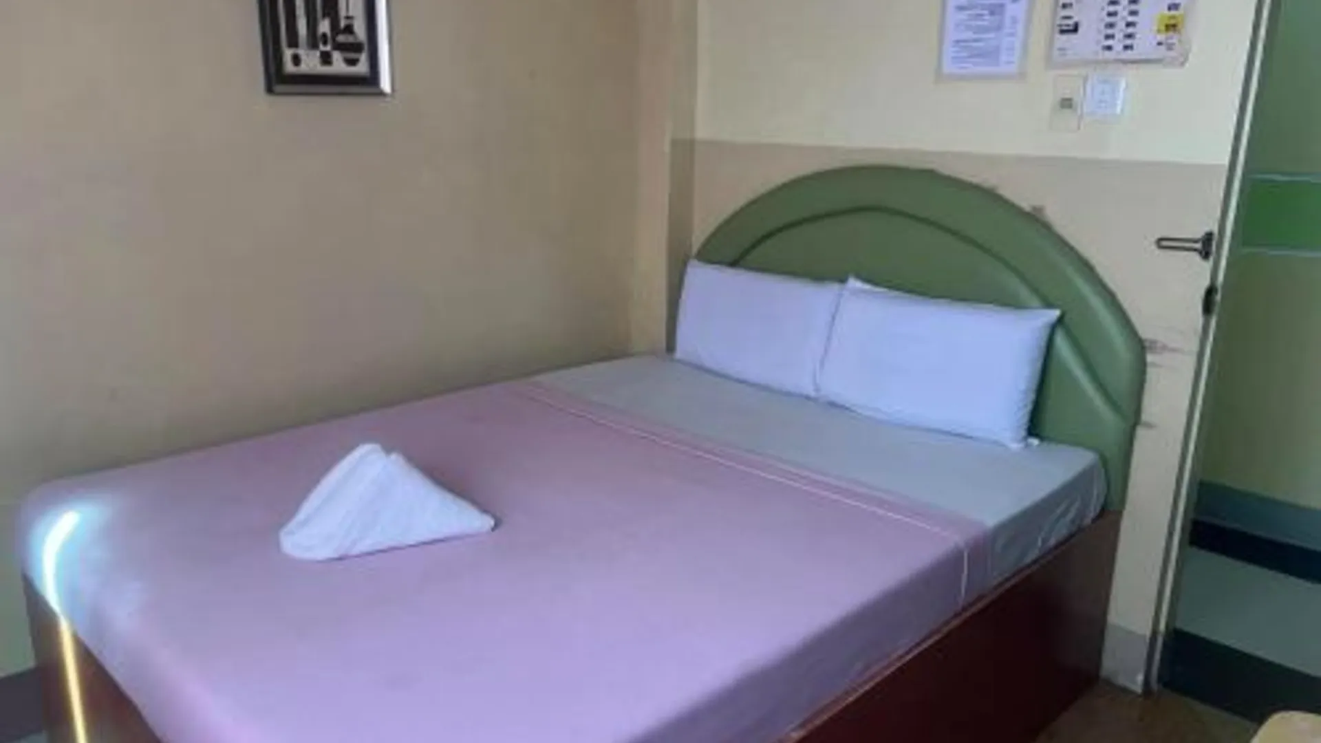 마하약 Rielena Plaza Hotel and Suites 1성급 호텔 객실