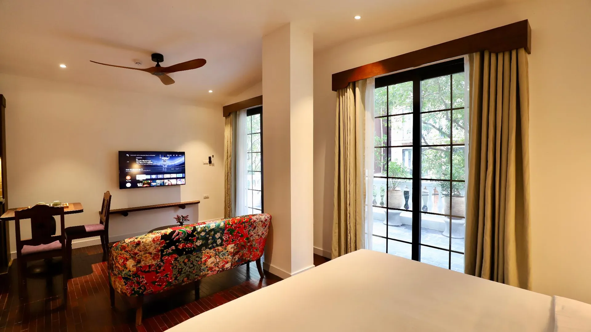 하노이 메종 냐 51 꽝칸 4성급 게스트하우스 수영장