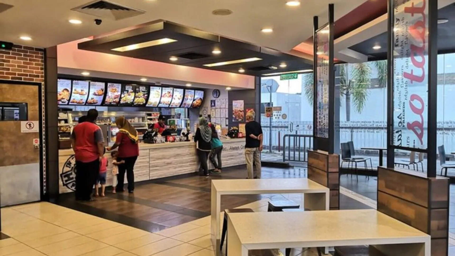 이포 켈레방의 프라이빗 하우스 (163m², 침실 4개, 프라이빗 욕실 4개) 3성급 싱글룸 수영장