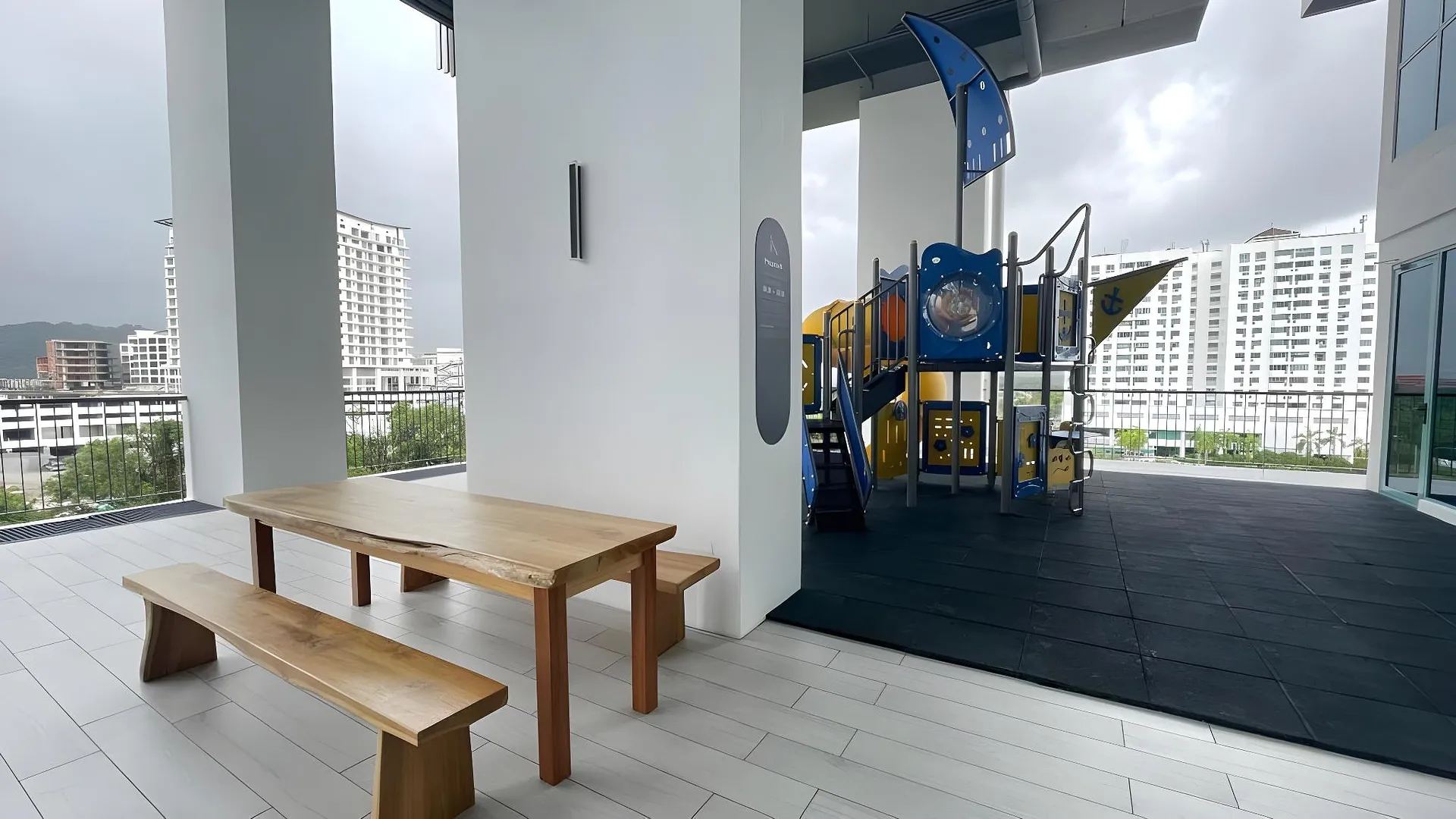 코타키나발루 시티 센터의 아파트먼트 (m², 침실 1개, 프라이빗 욕실 1개) 1성급 싱글룸 수영장