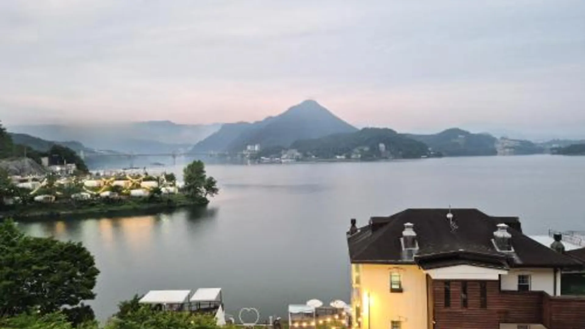 가평 인터라켄스테이 4성급 호텔 객실