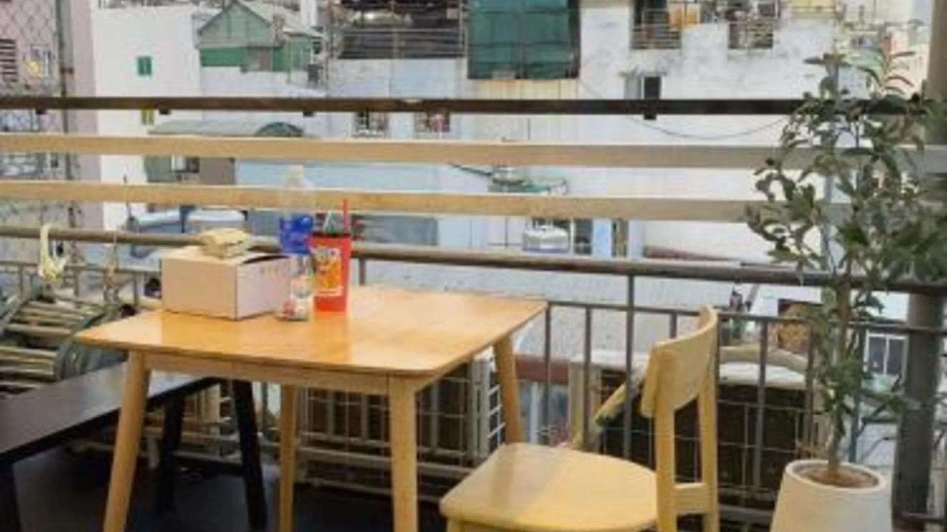 호치민 파파야 호텔 앤 카페 2 2성급 호텔 외관