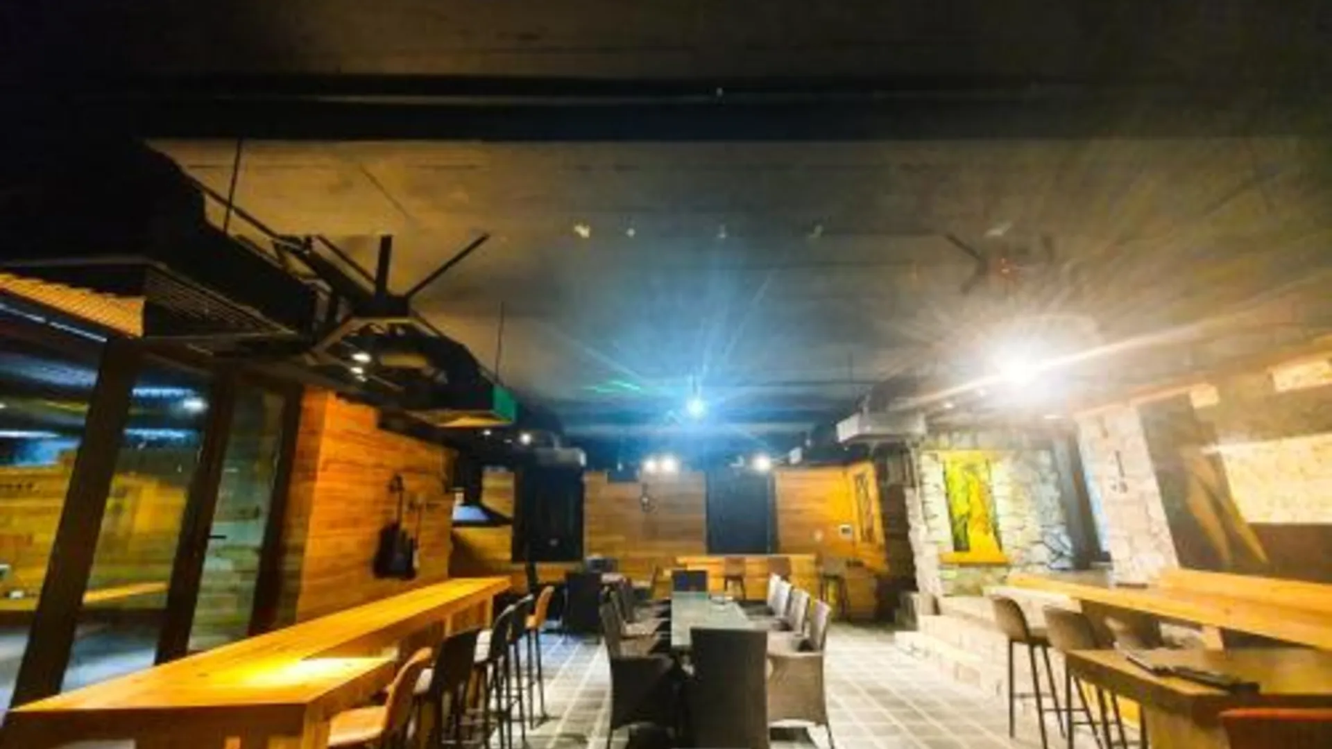 사파 푸 지앙 반 홈스테이 사파 4성급 게스트하우스 전망