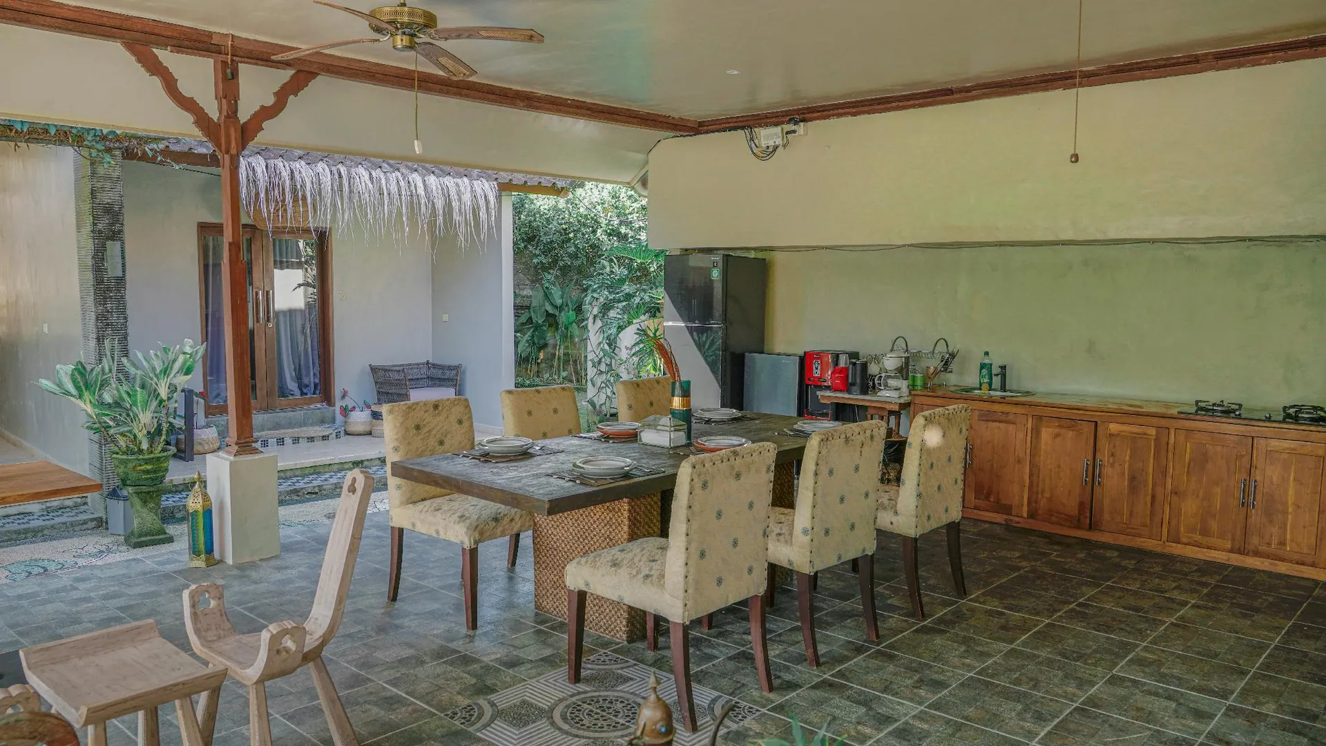 발리 로카사리 리트리트 3성급 호텔 부대시설