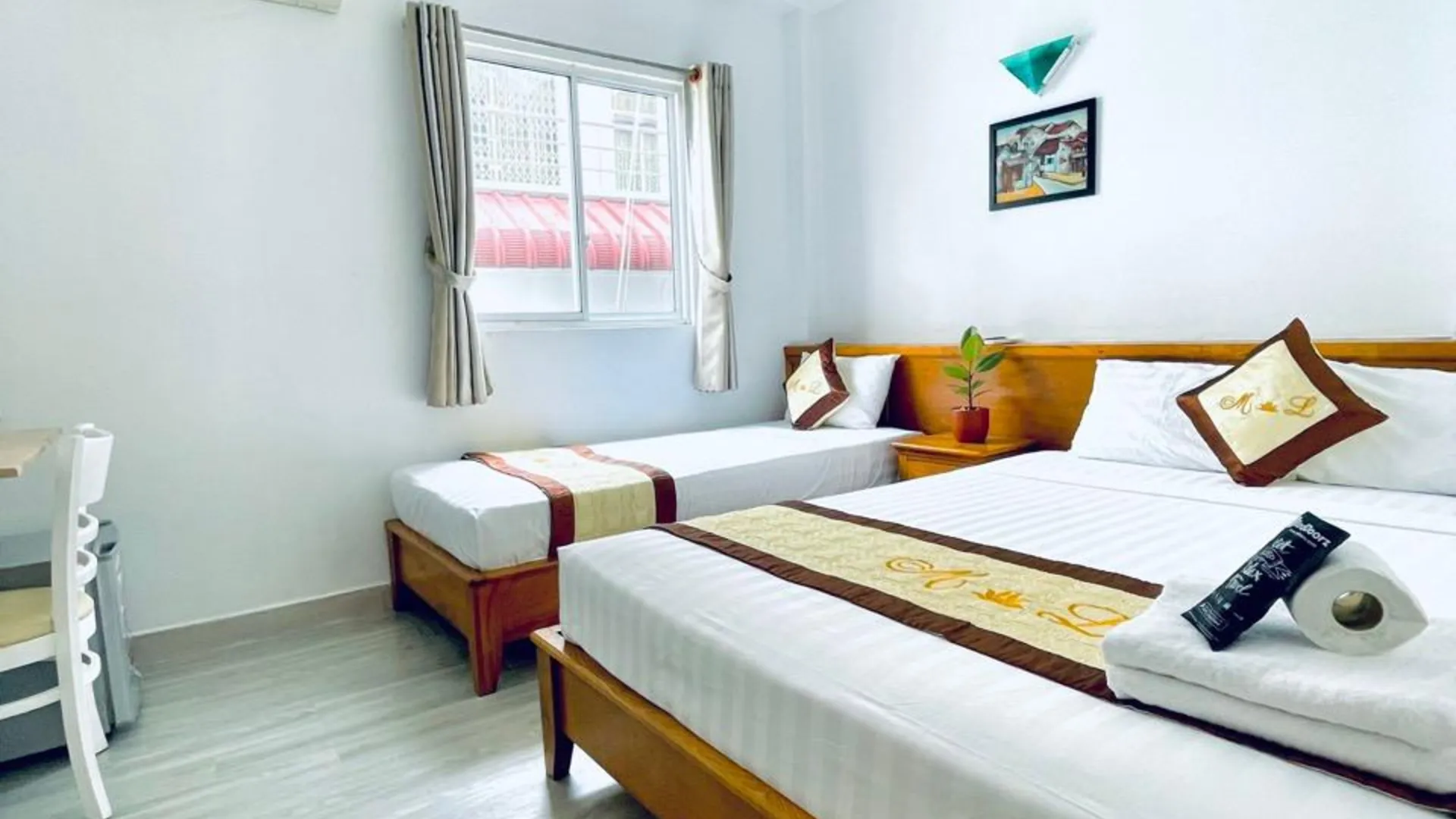 호치민 마리라인 1 호텔 팜응울라오 1성급 호텔 객실