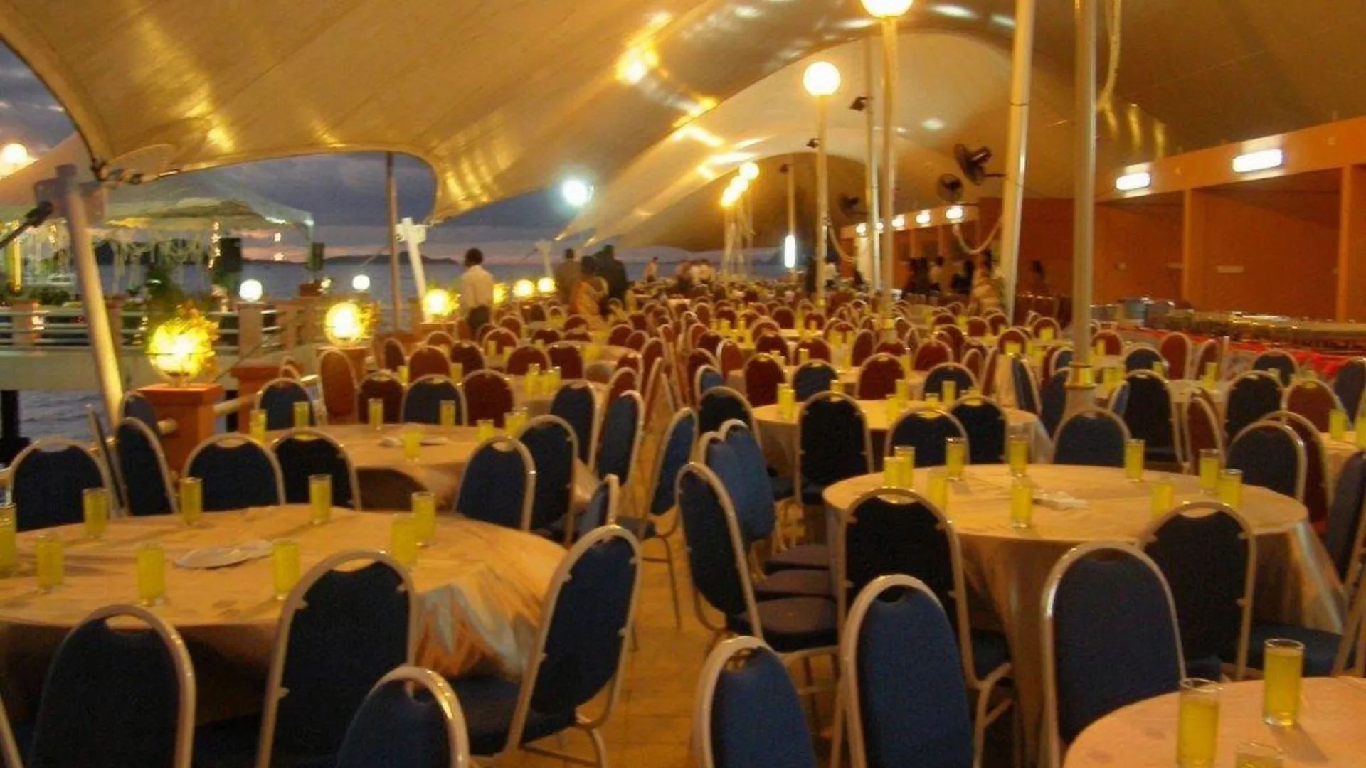 캉가르 푸트라 브라스마나 호텔 2성급 호텔 외관