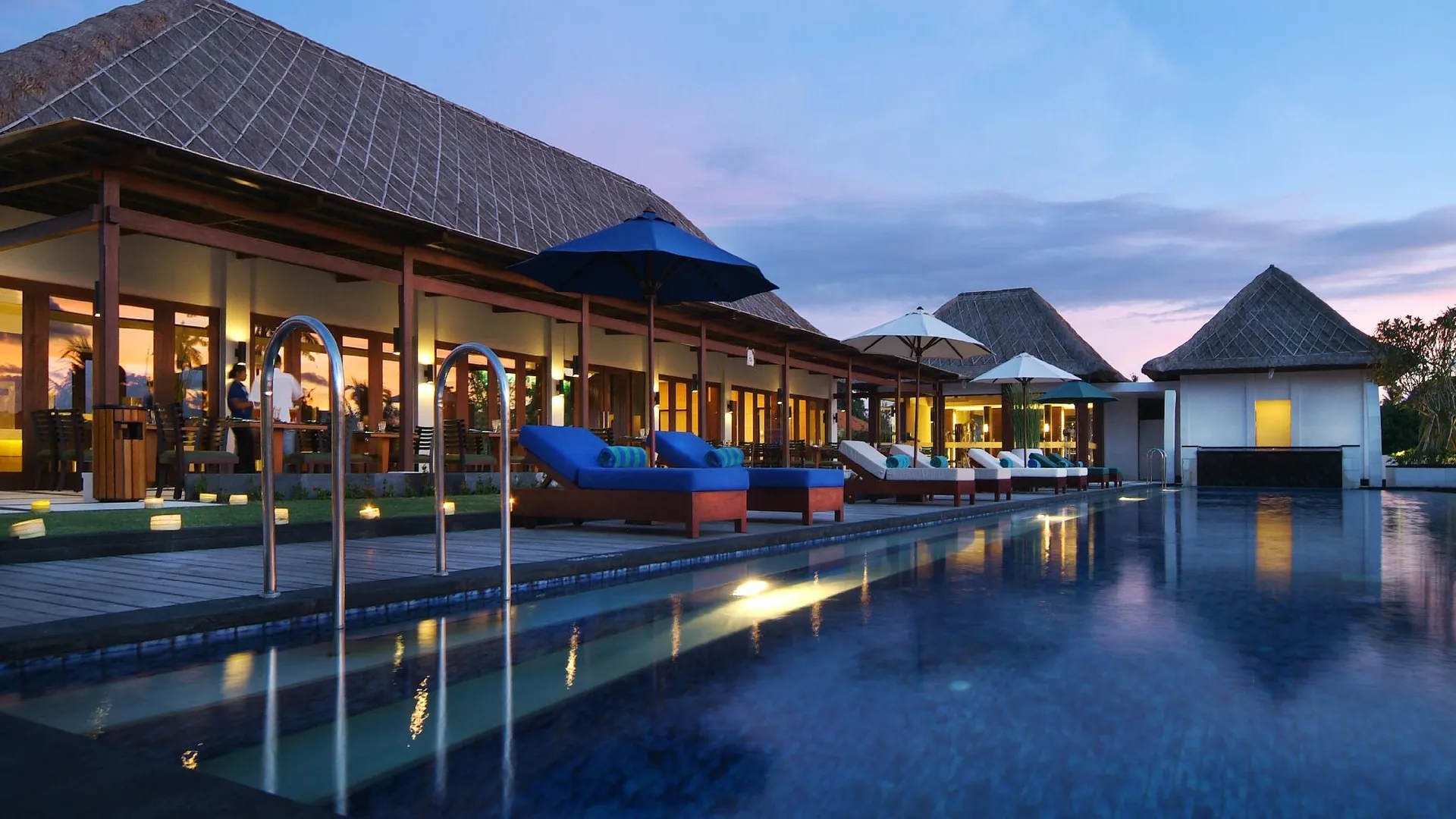 발리 안노라 빌라 사누르 4성급 호텔 객실