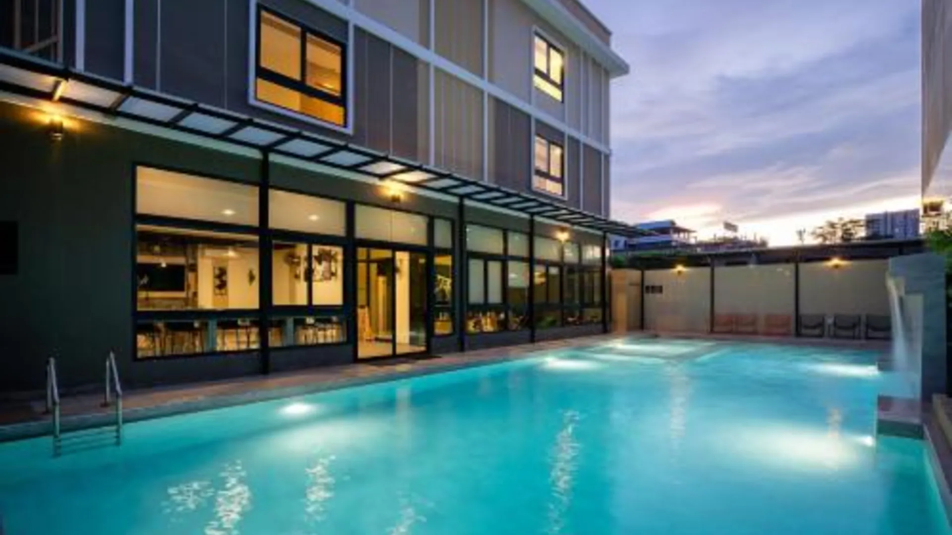 방콕 아마나 방콕 호텔 4성급 호텔 객실