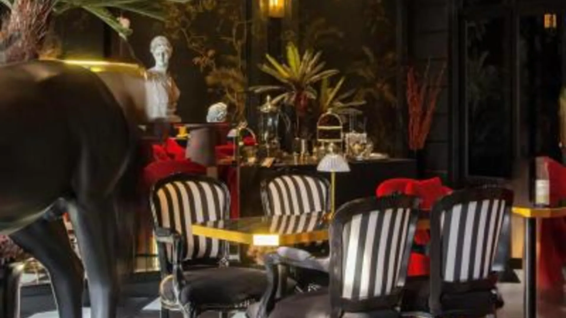 호치민 호텔 르 자르댕 쎄크레 사이공 호텔 레스토랑