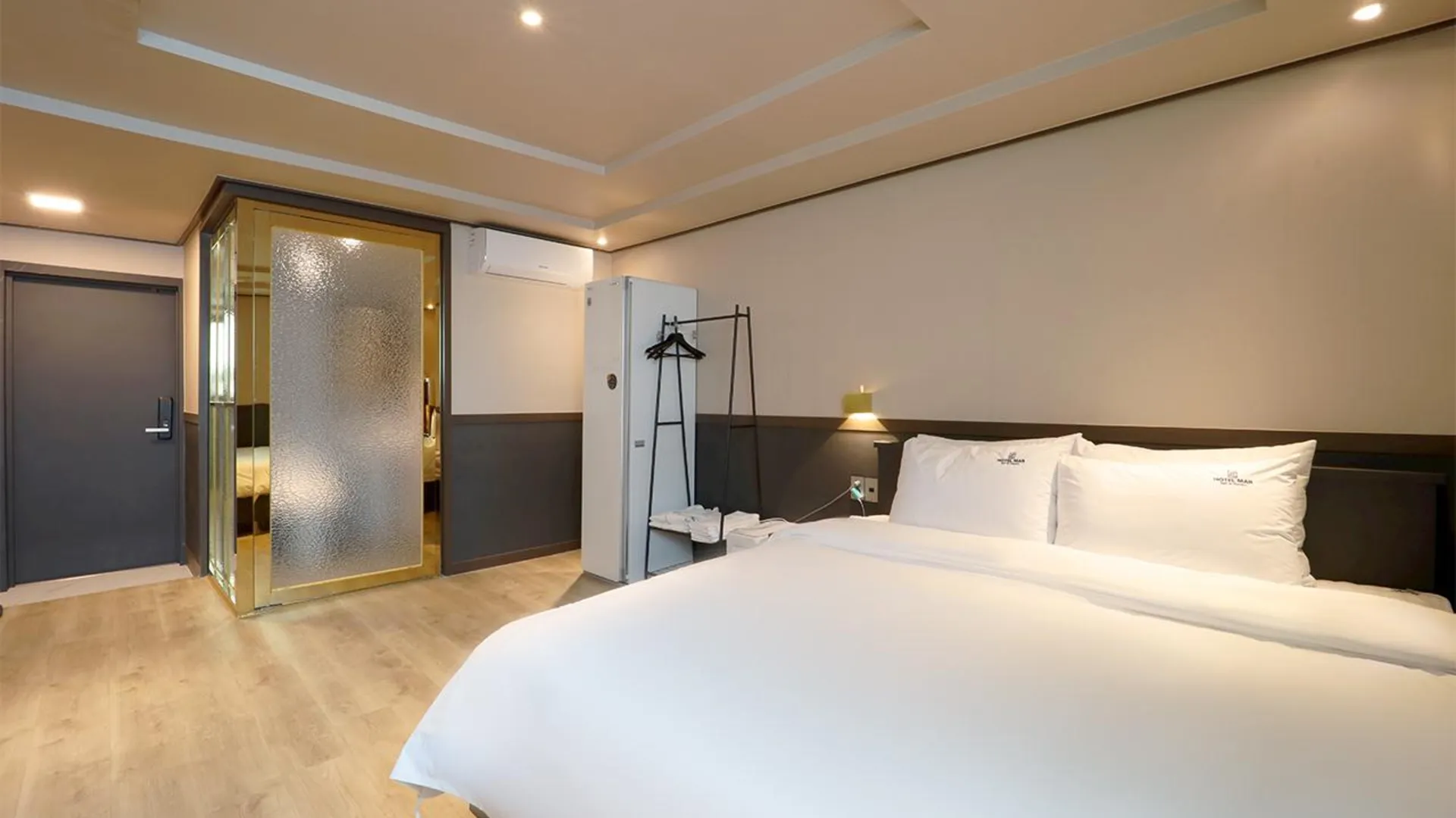 울산 호텔마르 울산삼산 1성급 호텔 로비