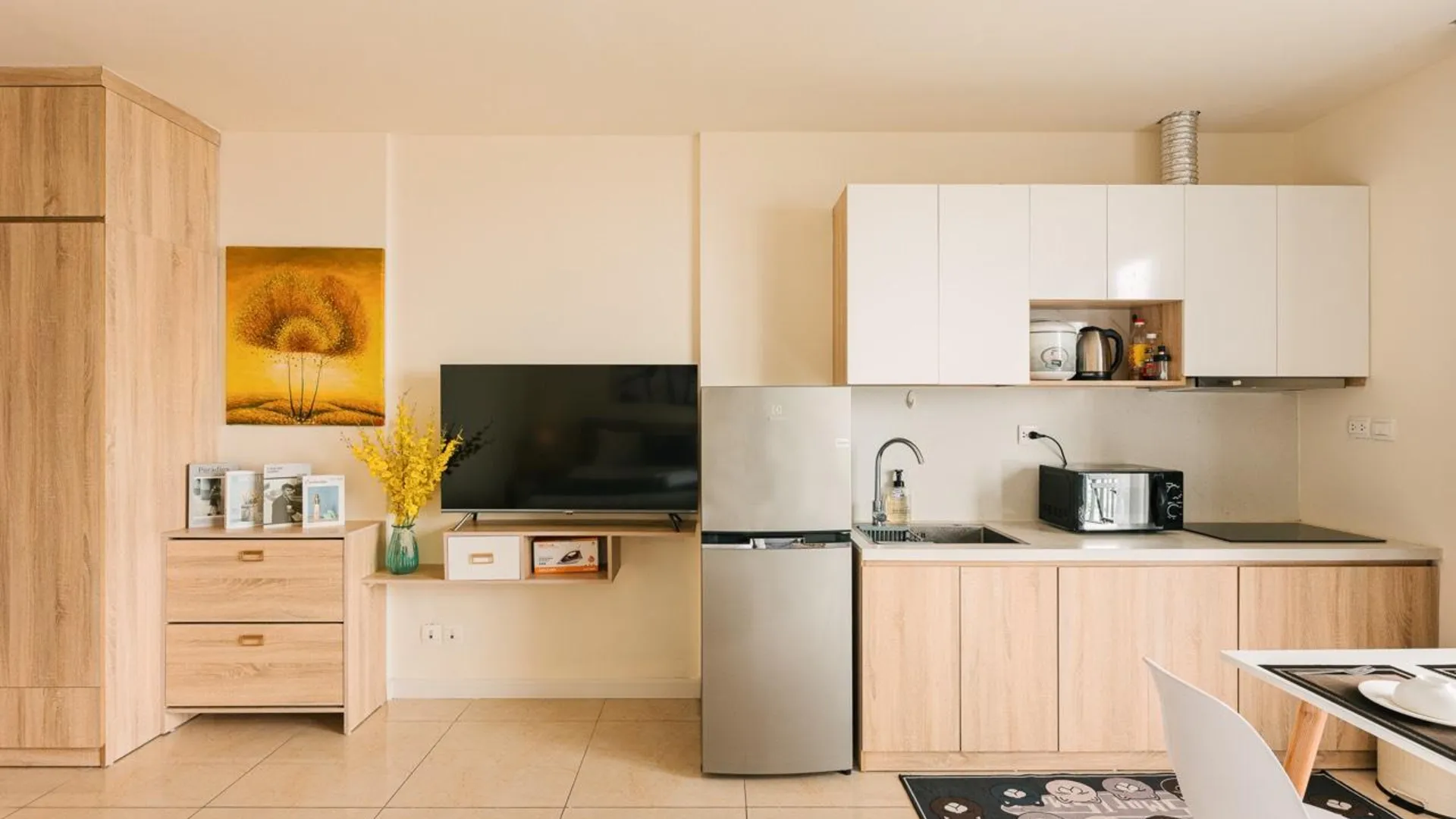 하노이 HKG - 빈홈즈 디캐피탈 모던 - 스페이셔스 5성급 게스트하우스 레스토랑