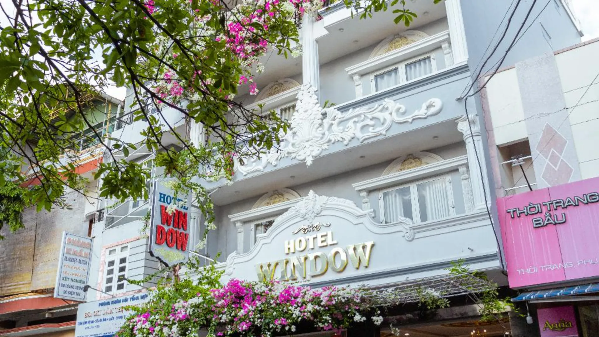 꼰뚬 윈도우 1 호텔 2성급 호텔 객실