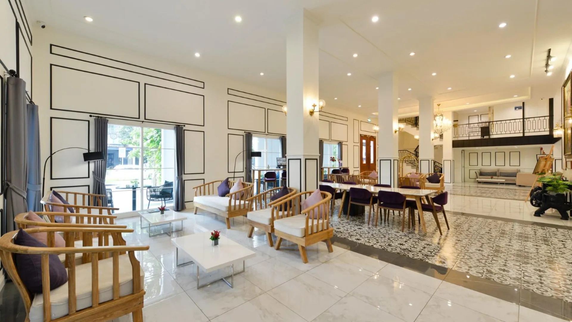 방콕 빌라 드 프라나콘 5성급 호텔 외관