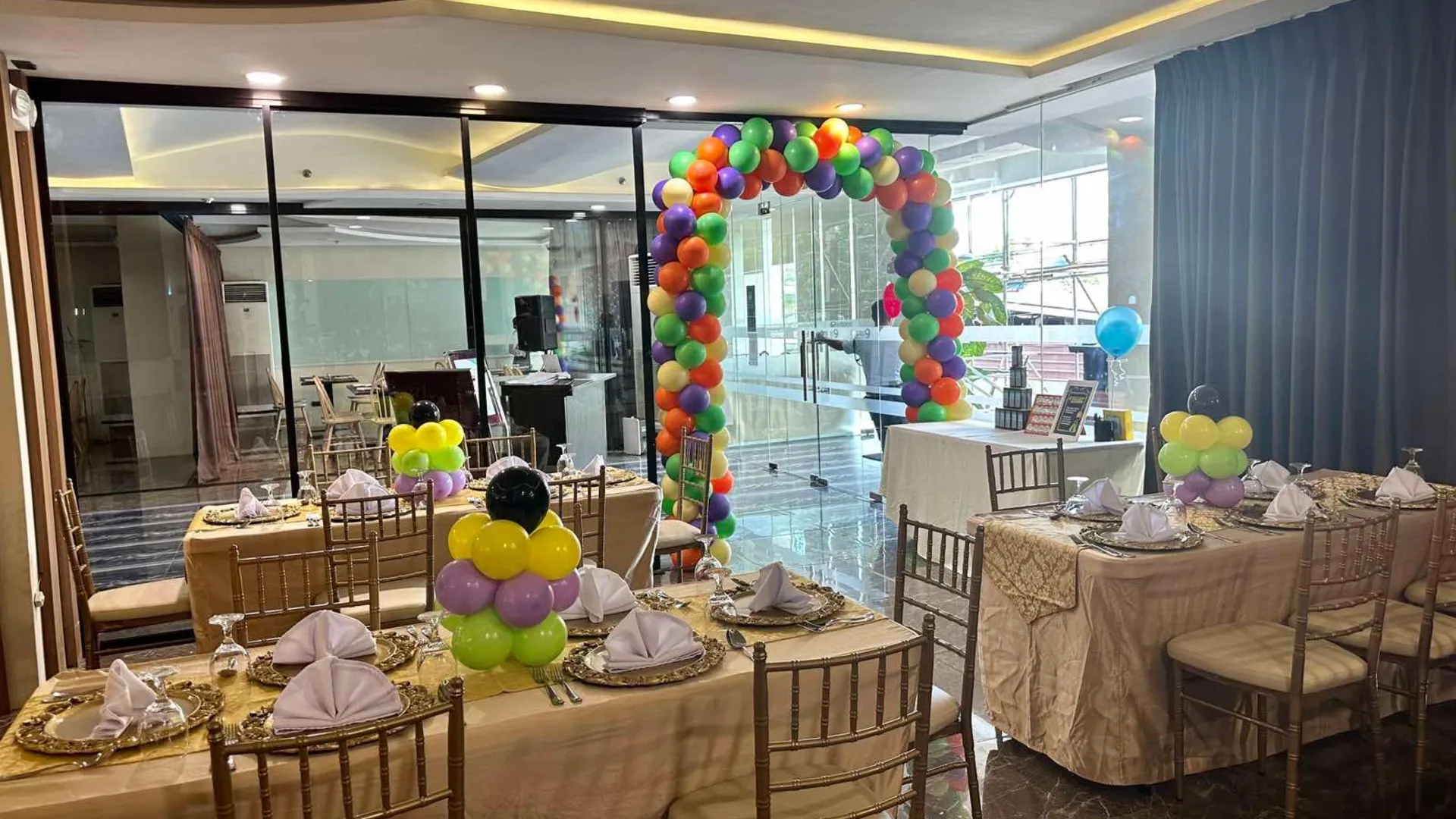 세부 이스트랜드 호텔 앤 레지던스 3성급 호텔 객실